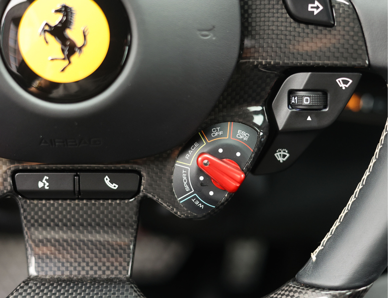 Ferrari 812 6.5 V12 Superfast HELE | Rosso Fuoco - Lift - 360 — photo 36