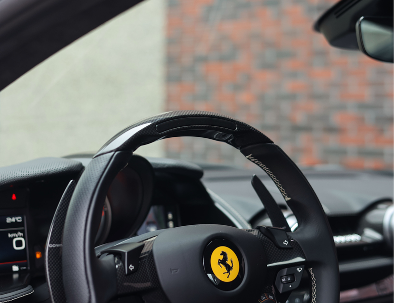 Ferrari 812 6.5 V12 Superfast HELE | Rosso Fuoco - Lift - 360 — photo 37