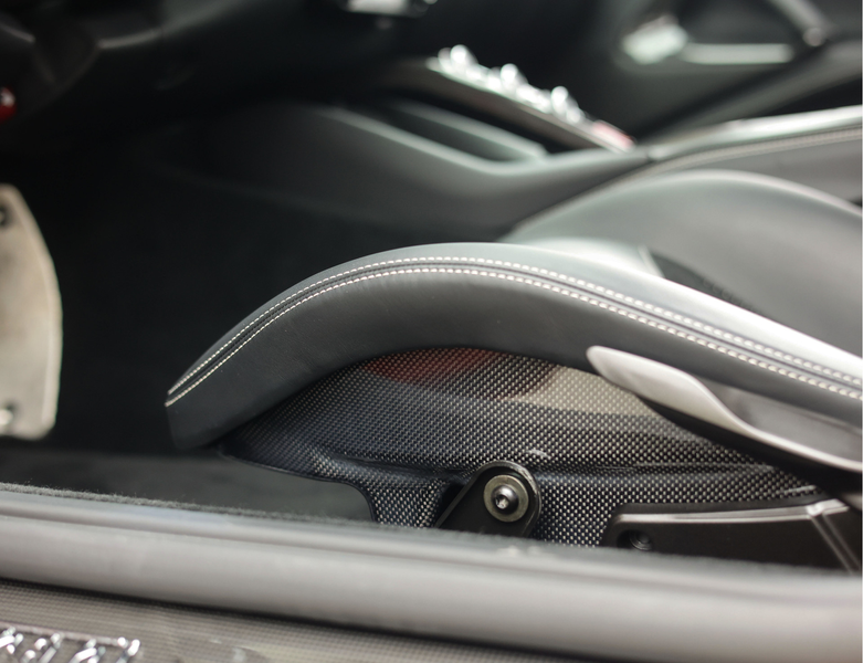Ferrari 812 6.5 V12 Superfast HELE | Rosso Fuoco - Lift - 360 — photo 31