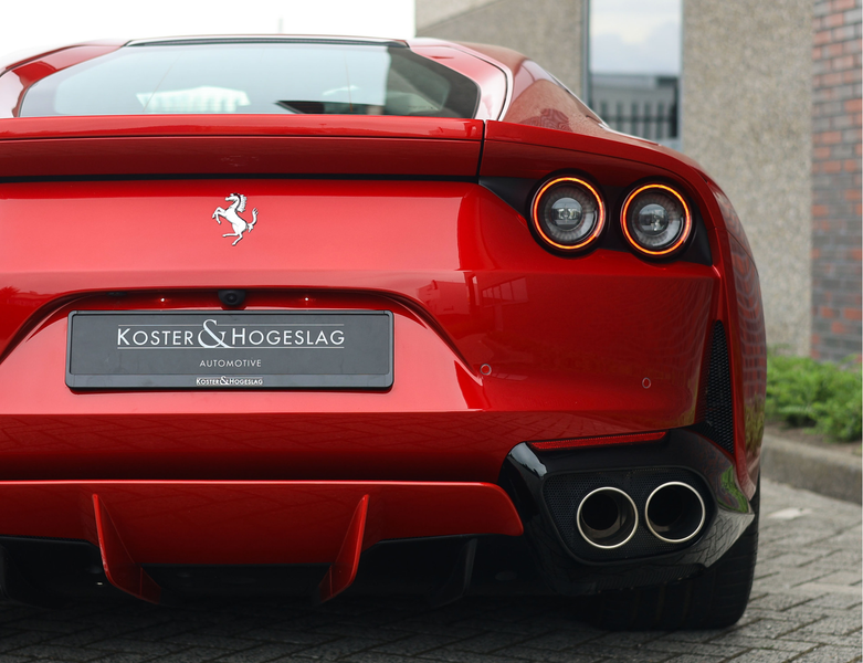 Ferrari 812 6.5 V12 Superfast HELE | Rosso Fuoco - Lift - 360 — photo 14