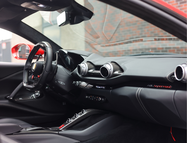 Ferrari 812 6.5 V12 Superfast HELE | Rosso Fuoco - Lift - 360 — photo 27