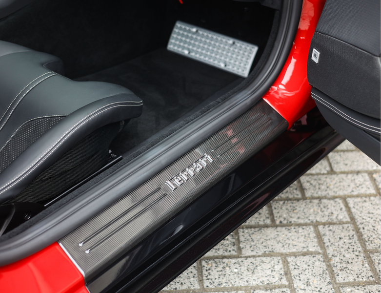 Ferrari 812 6.5 V12 Superfast HELE | Rosso Fuoco - Lift - 360 — photo 33