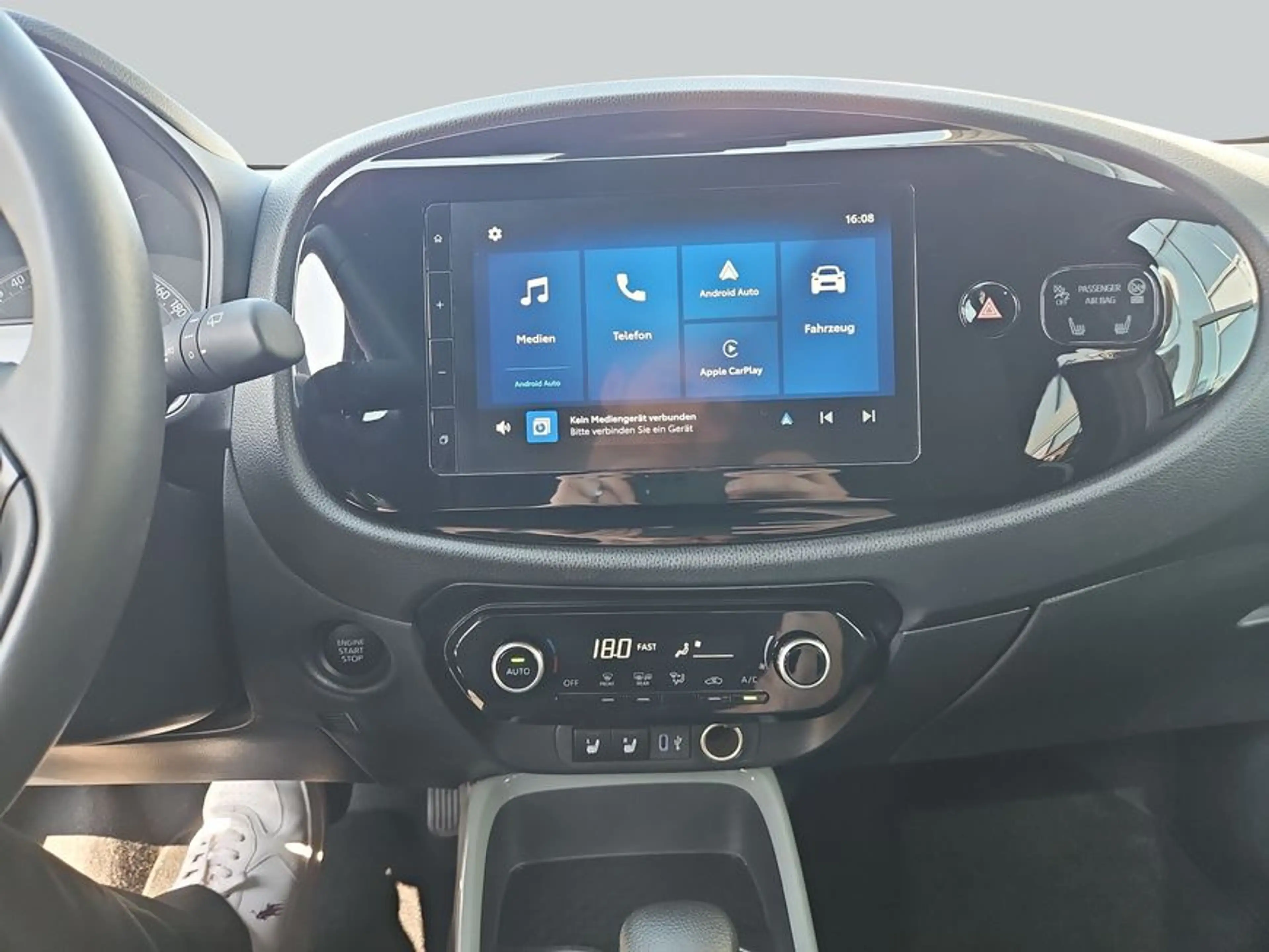 Toyota Aygo X X S-CVT Air Teamplayer — photo 14