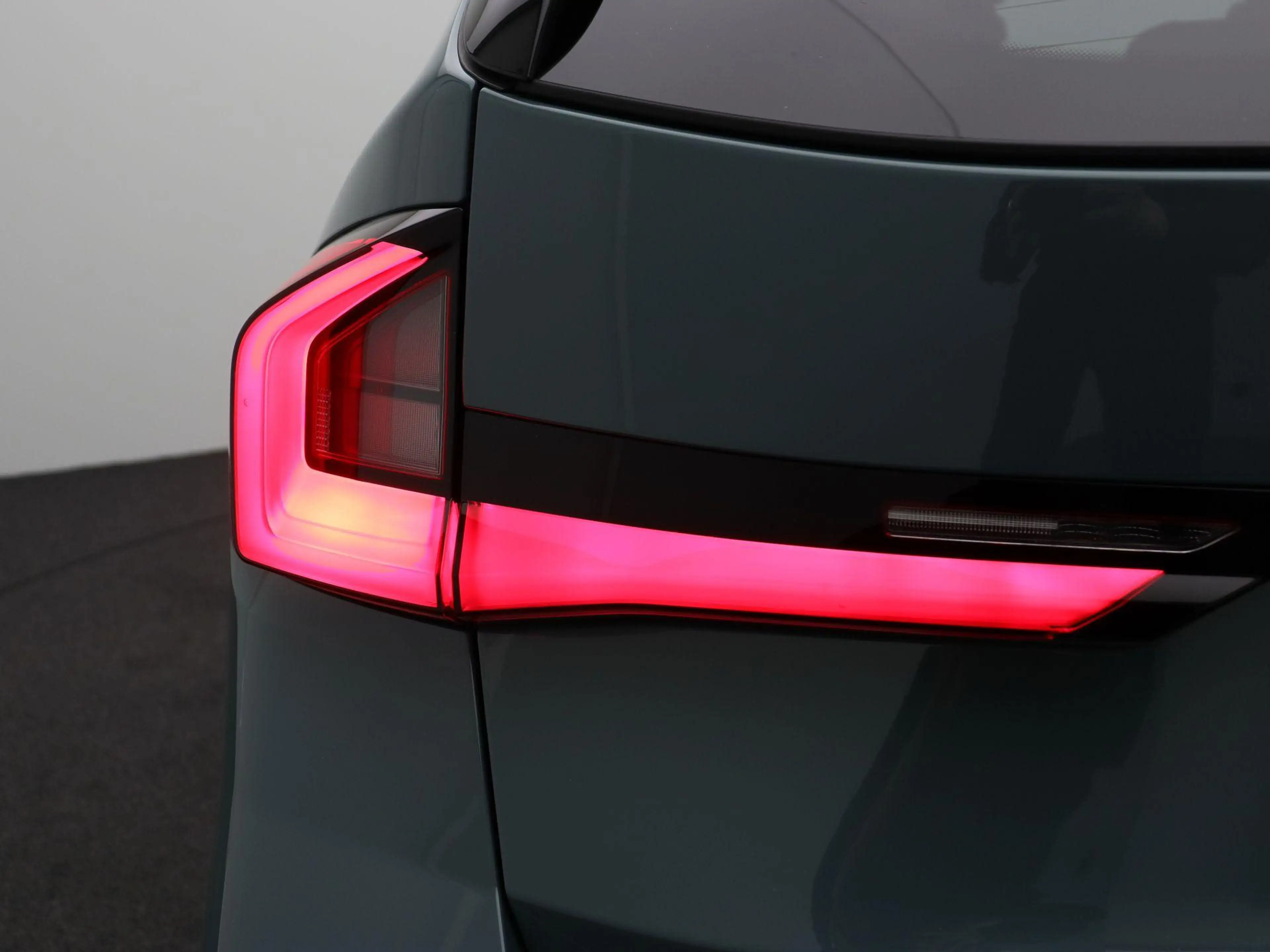 BMW iX1 eDrive20 M Sportpakket | Innovation Pack | Comfort — photo 9