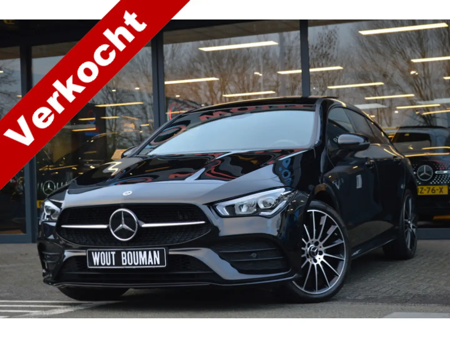 Mercedes-Benz CLA 250 Shooting Brake e AMG Led Panorama Memory Distronic Negru - 1