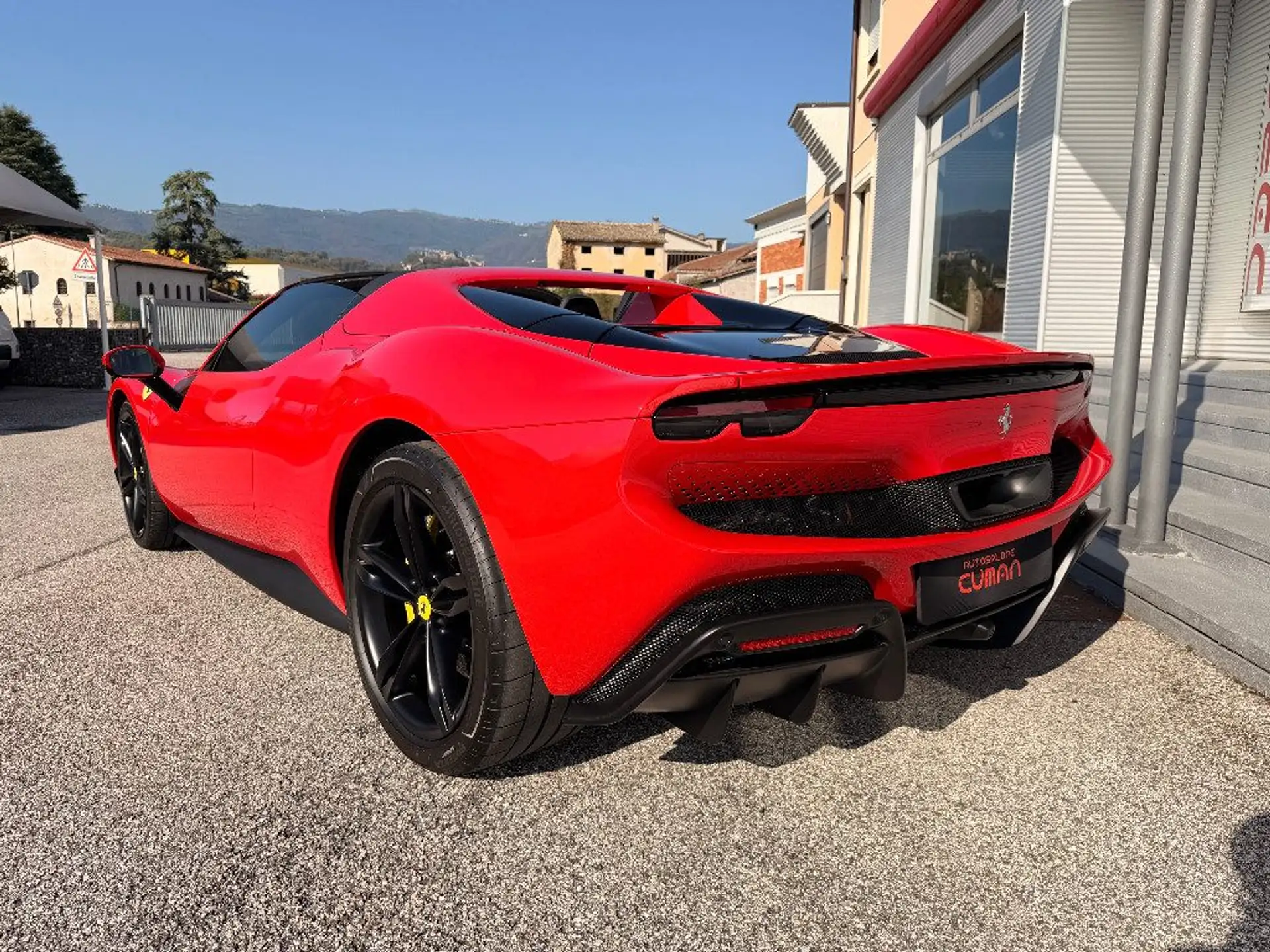 페라리 296 GTS 2025 빨강 사진 6