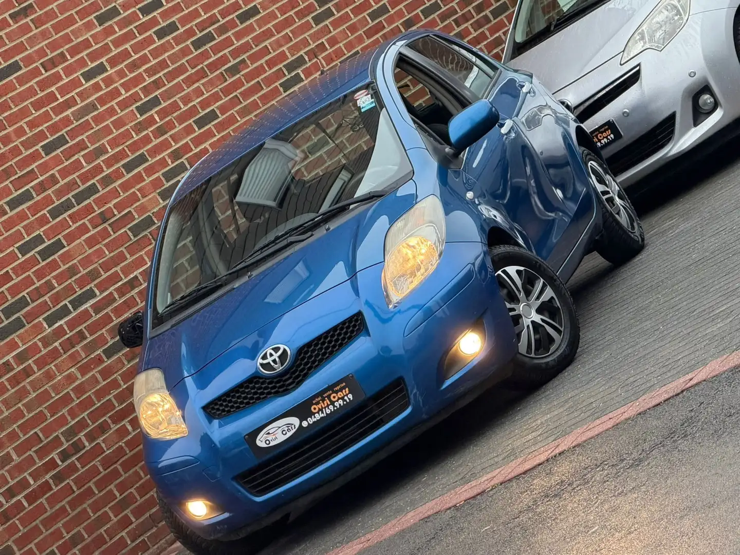 Toyota Yaris 5 PORTES AIRCO // Bleu - 1