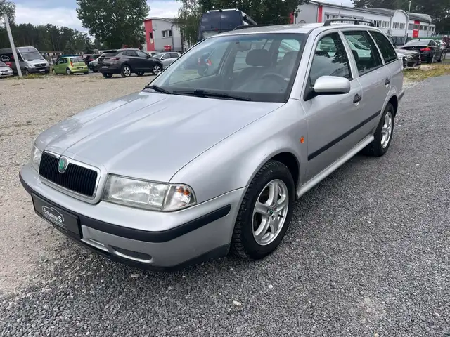 Skoda Octavia Combi 1.6 GLX 74kW Tüv + Insp. neu