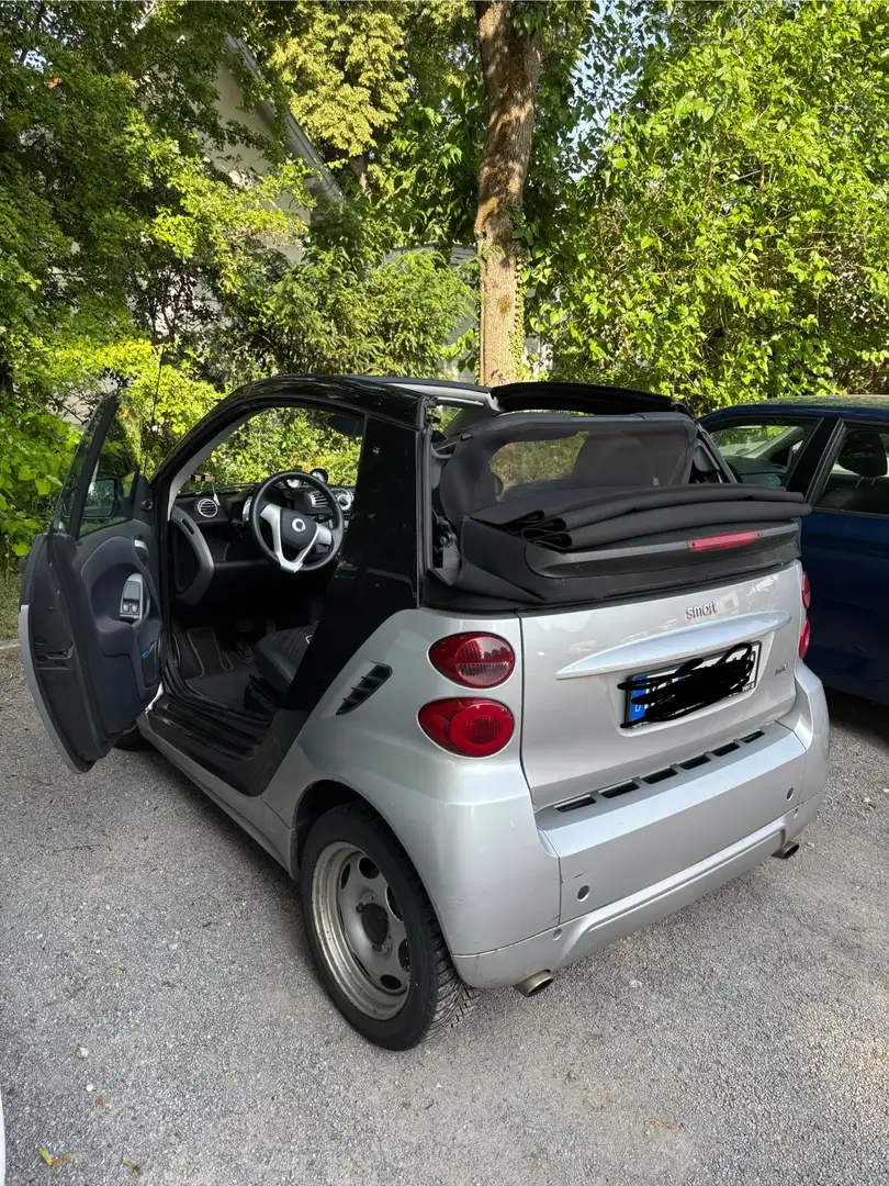 smart forTwo Micro Hybrid Drive 52kW (451.480) Schwarz - 2