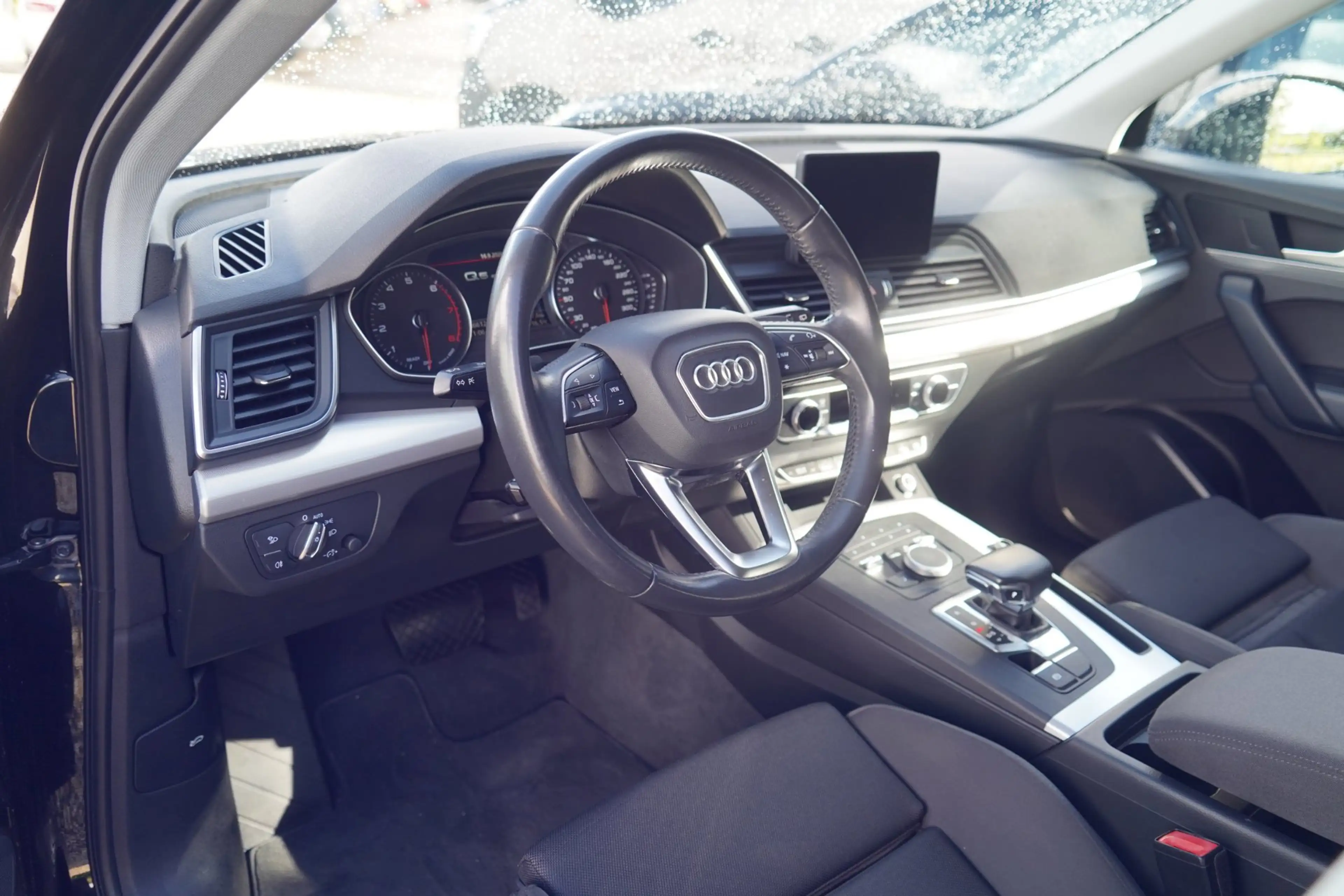 Audi Q5 45 TFSI quattro S edition / 87dkm NAP / Navi / Cam — photo 6