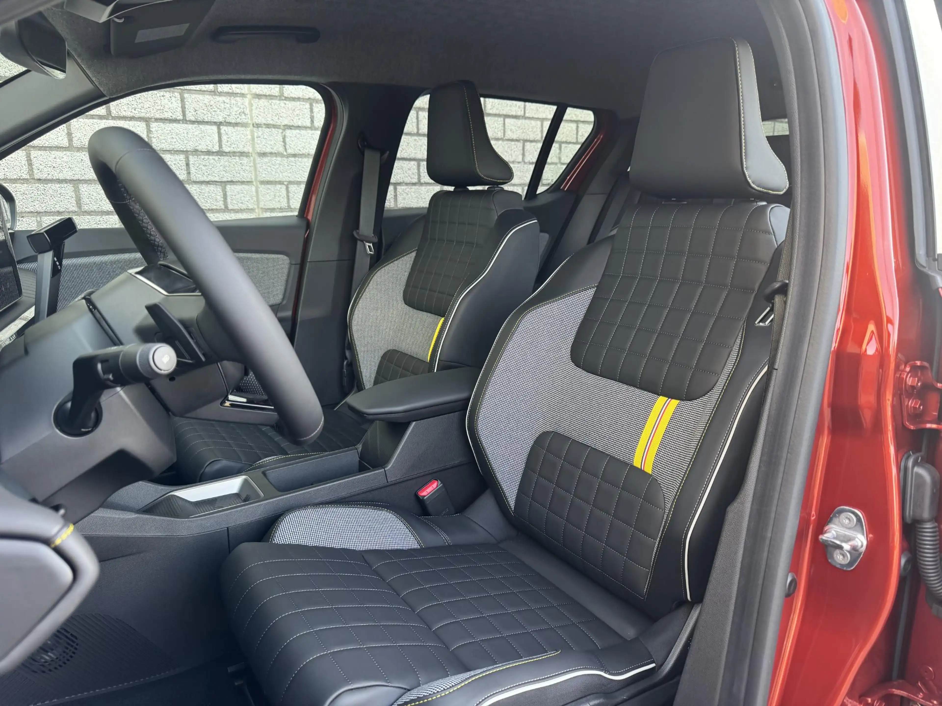 Renault R 4 Comfort Range Iconic 52 kWh | Demo | Harman / Kard — photo 7
