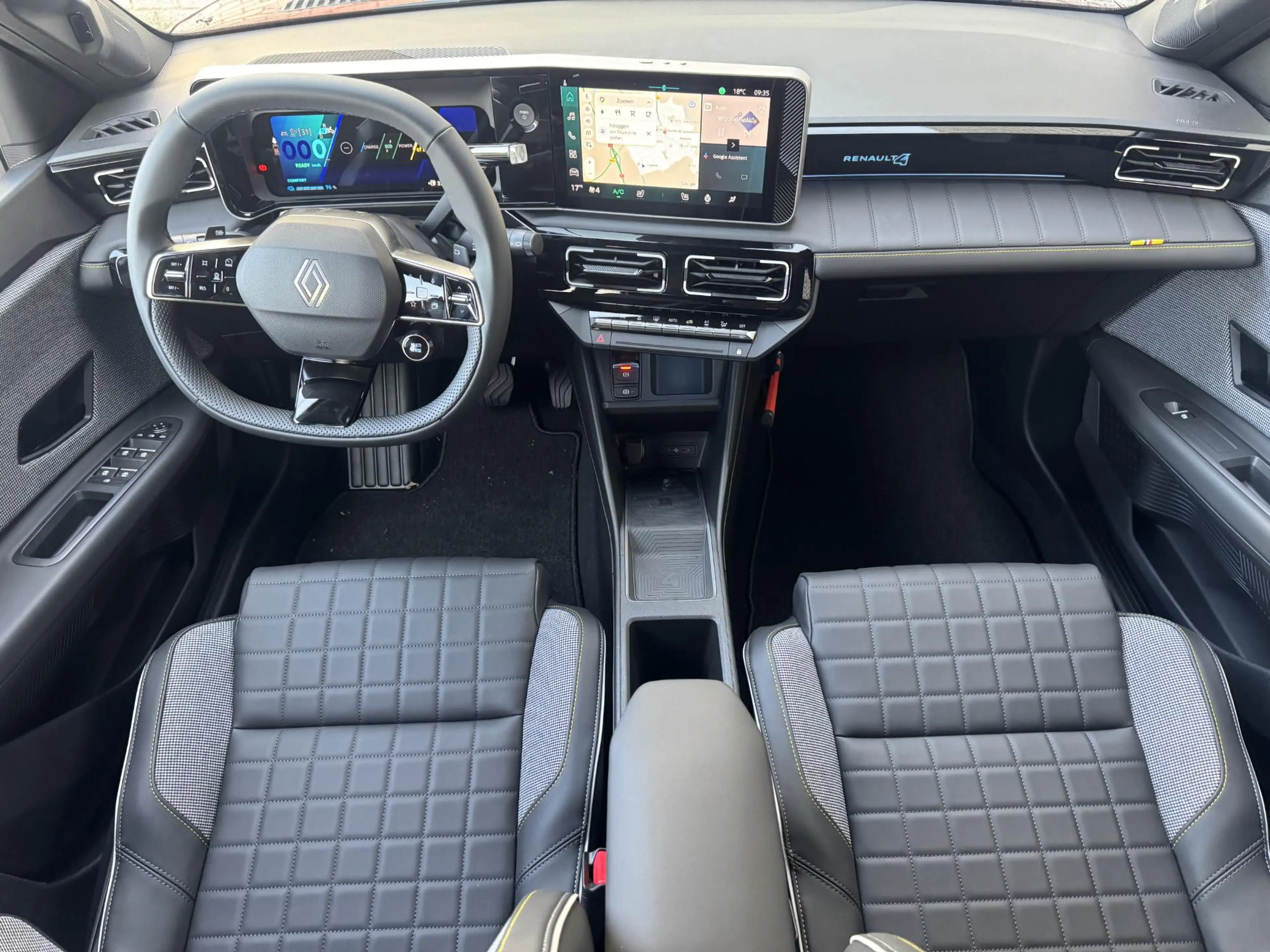 Renault R 4 Comfort Range Iconic 52 kWh | Demo | Harman / Kard — photo 3