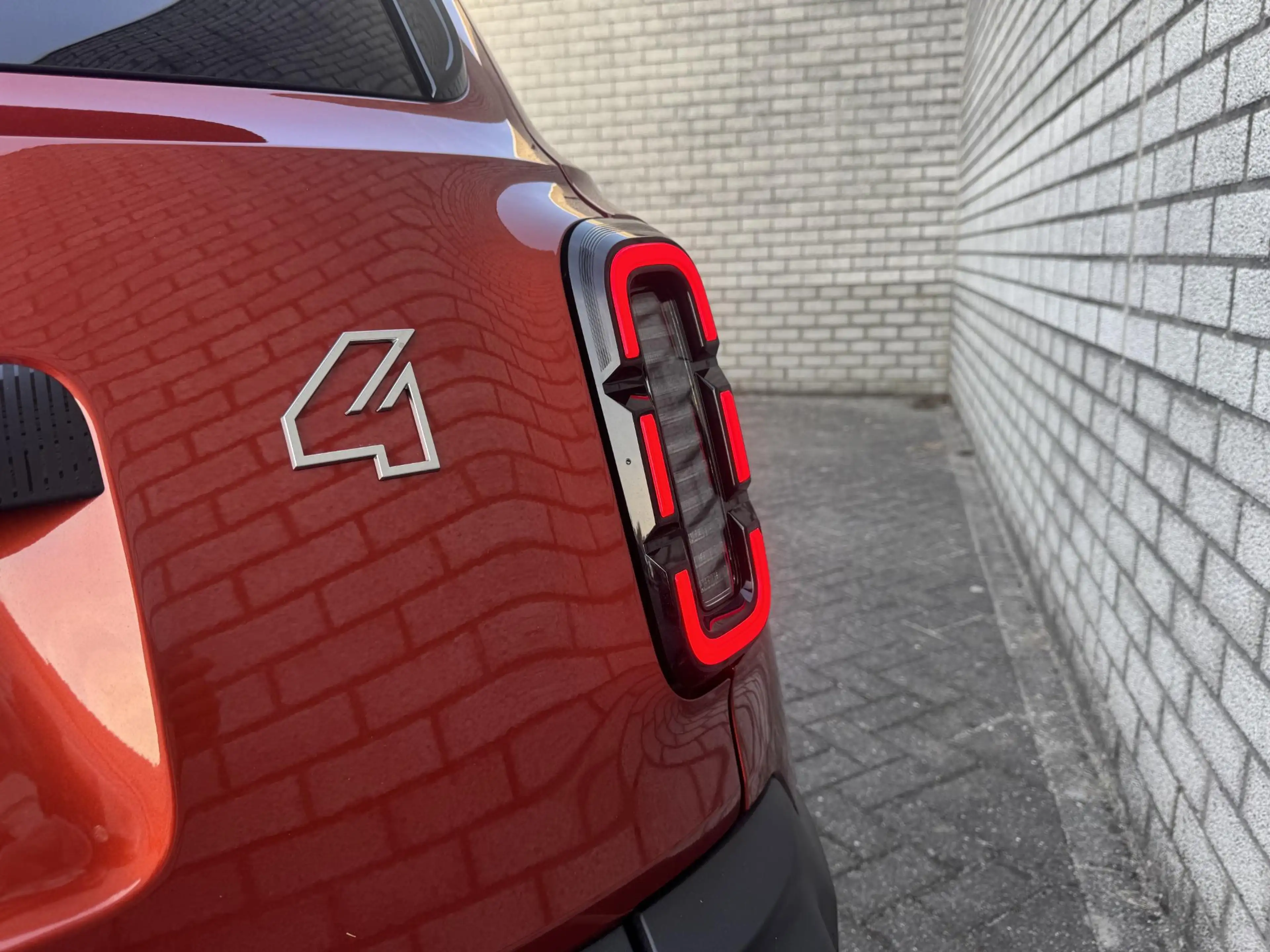 Renault R 4 Comfort Range Iconic 52 kWh | Demo | Harman / Kard — photo 37