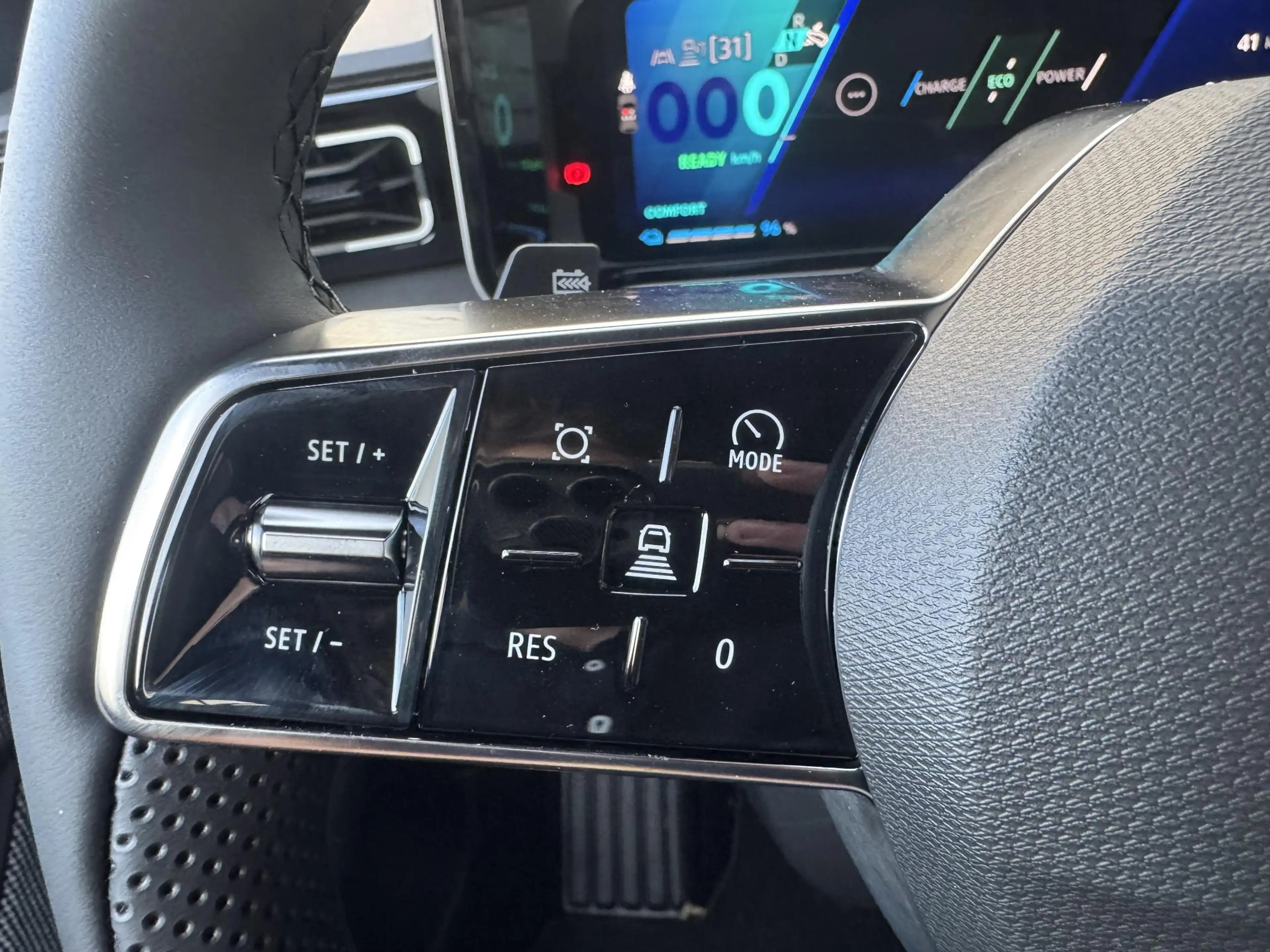 Renault R 4 Comfort Range Iconic 52 kWh | Demo | Harman / Kard — photo 19