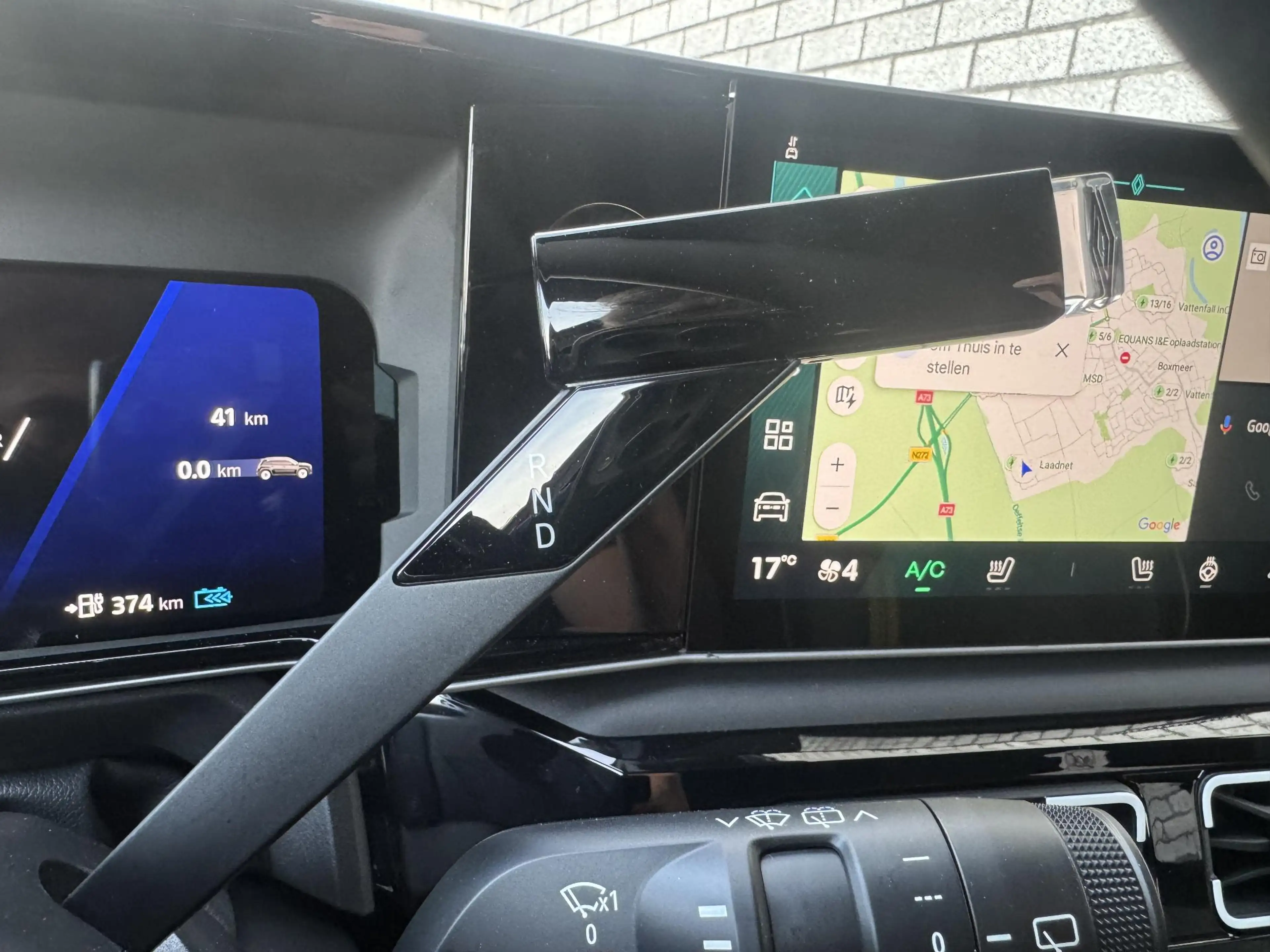 Renault R 4 Comfort Range Iconic 52 kWh | Demo | Harman / Kard — photo 22
