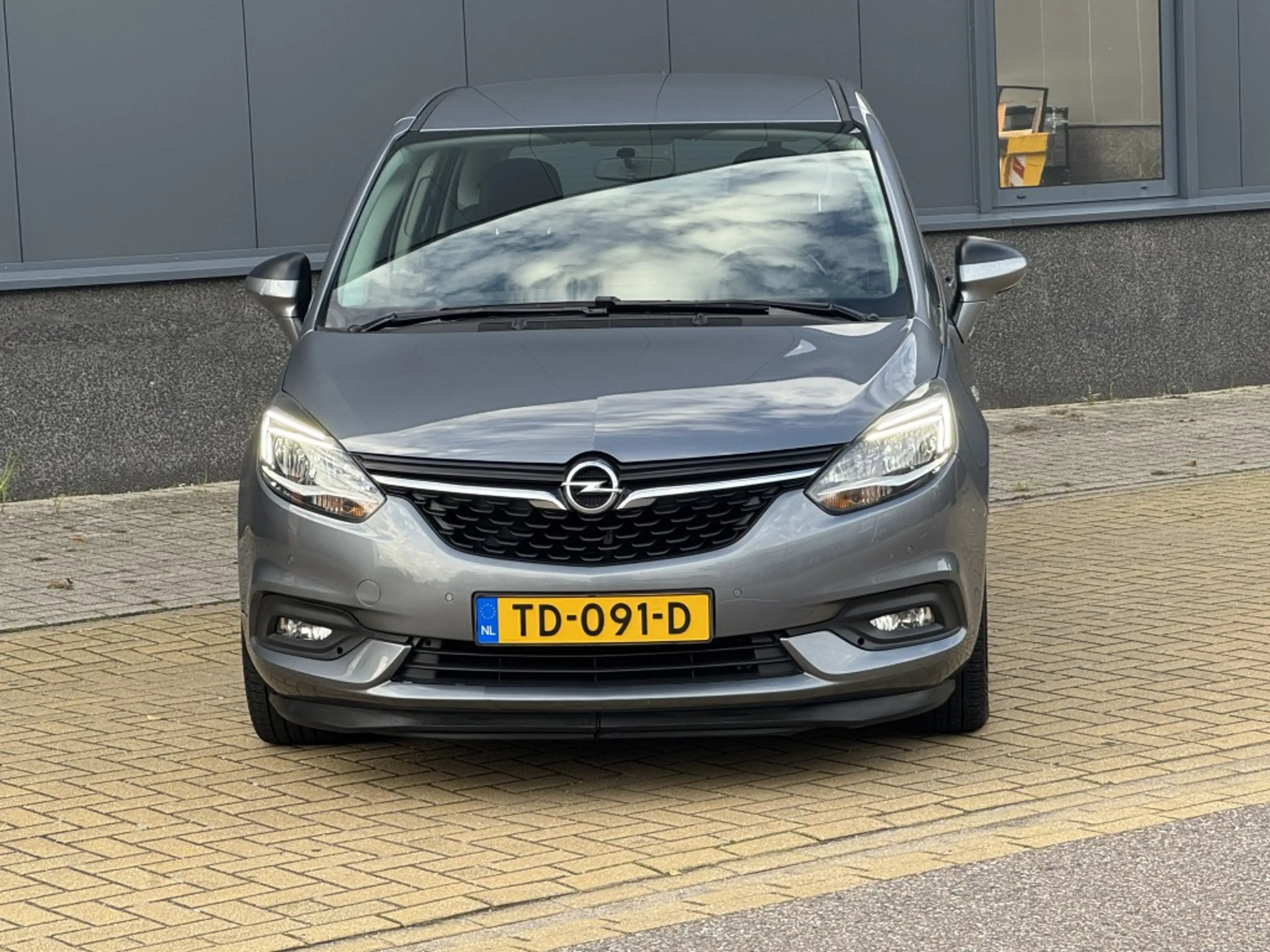 Opel Zafira 1.4 Turbo Edition 7pers — photo 2