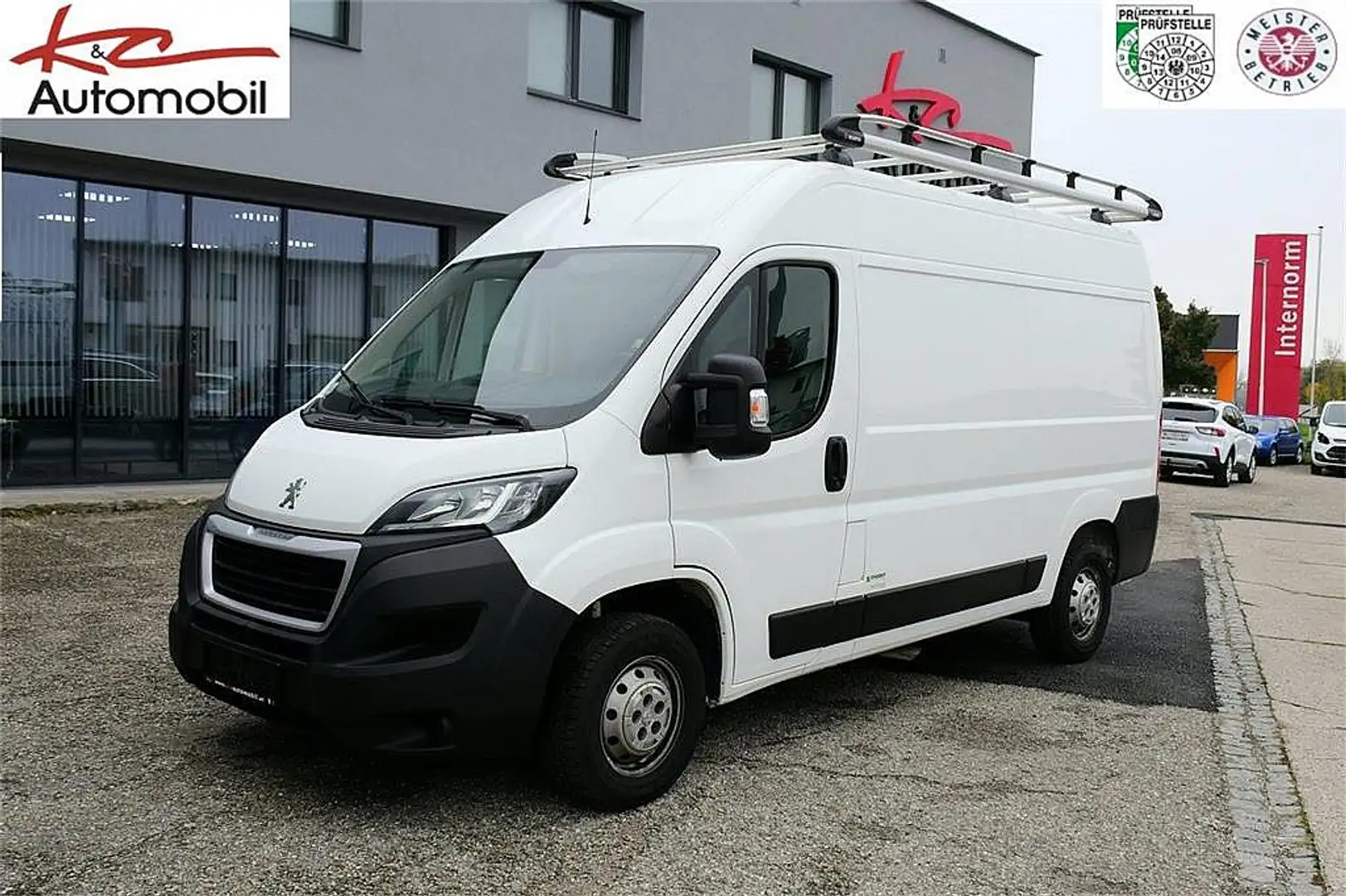 Peugeot Boxer Boxer 35 L2H2 BlueHDi 140 S&S Schwarz - 1
