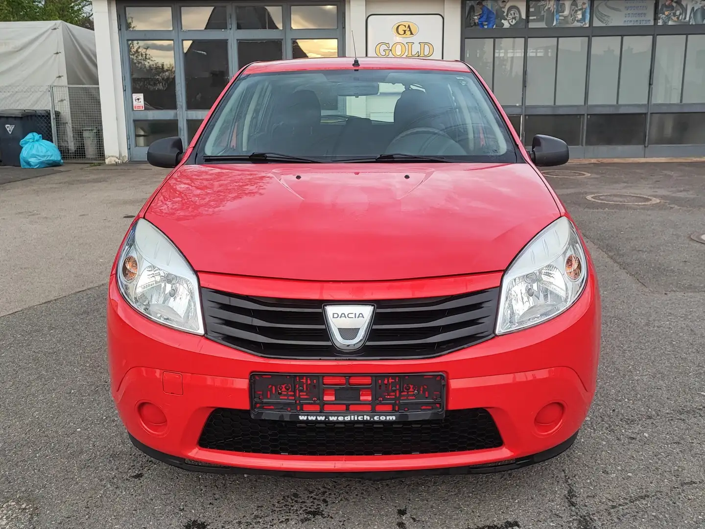 Dacia Sandero 1.4 MPI Rojo - 1