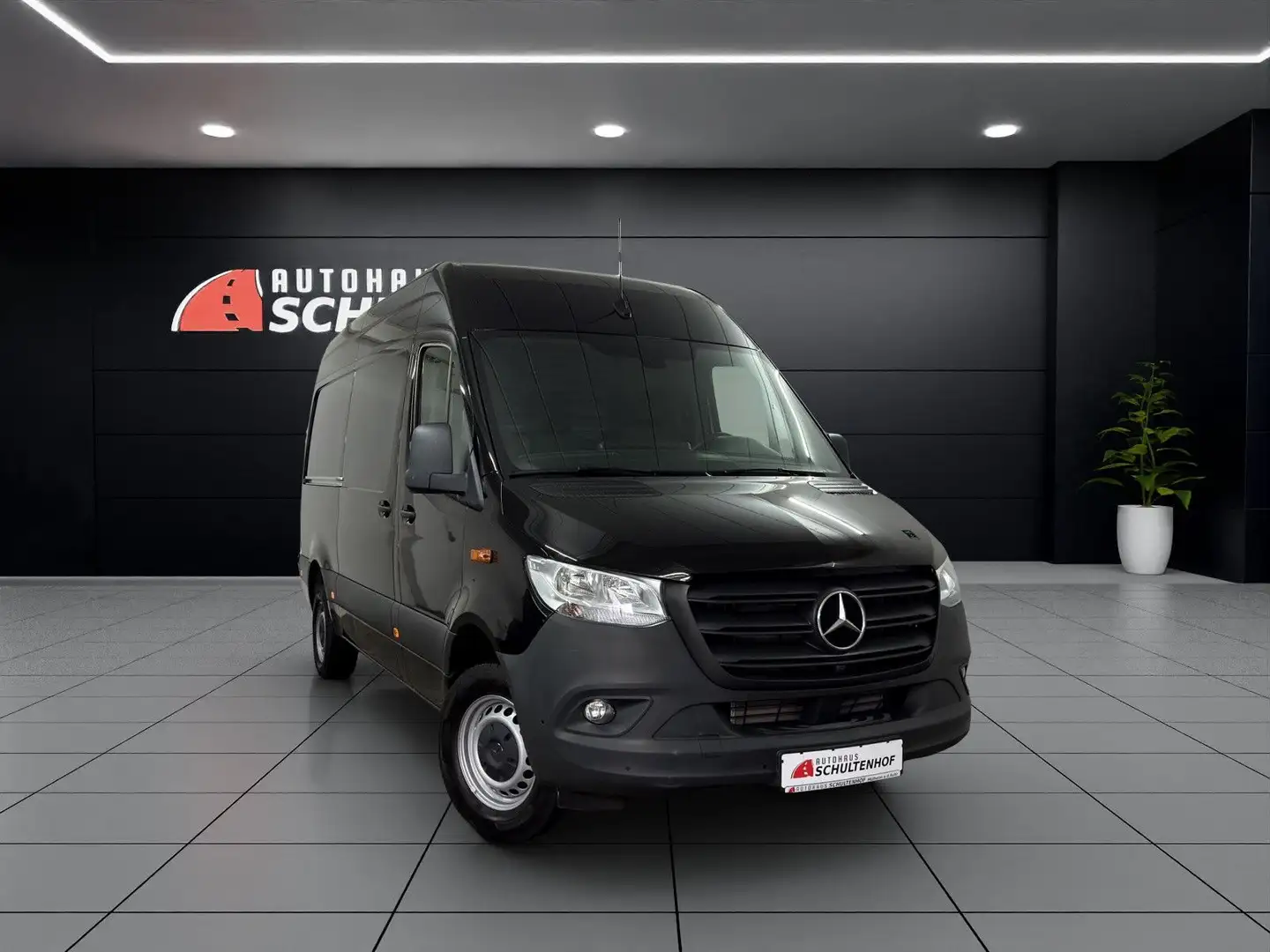 Mercedes-Benz Sprinter 317 317 CDI RWD L2*360°KAMERA*NAVI*1-HA Zwart - 1