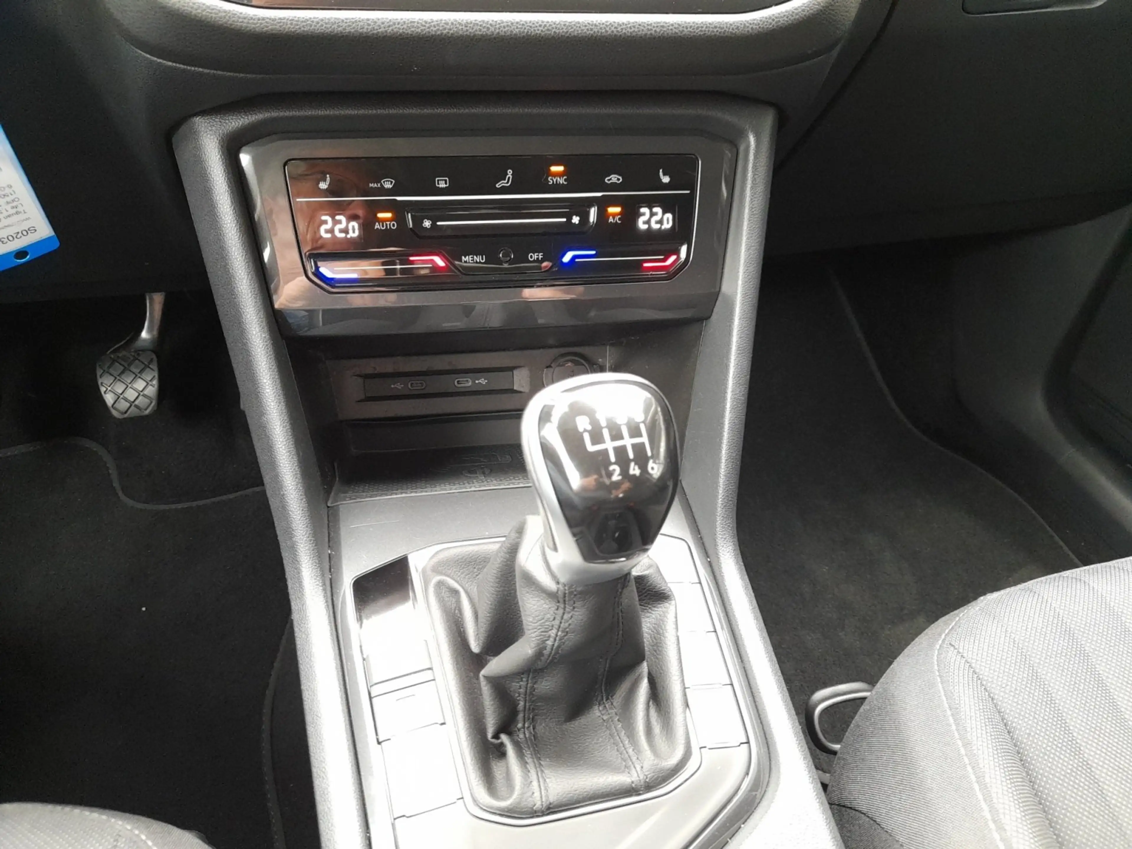 Volkswagen Tiguan Allspace 1.5 TSI AHK 360° 4xSHZ CarPlay — photo 10