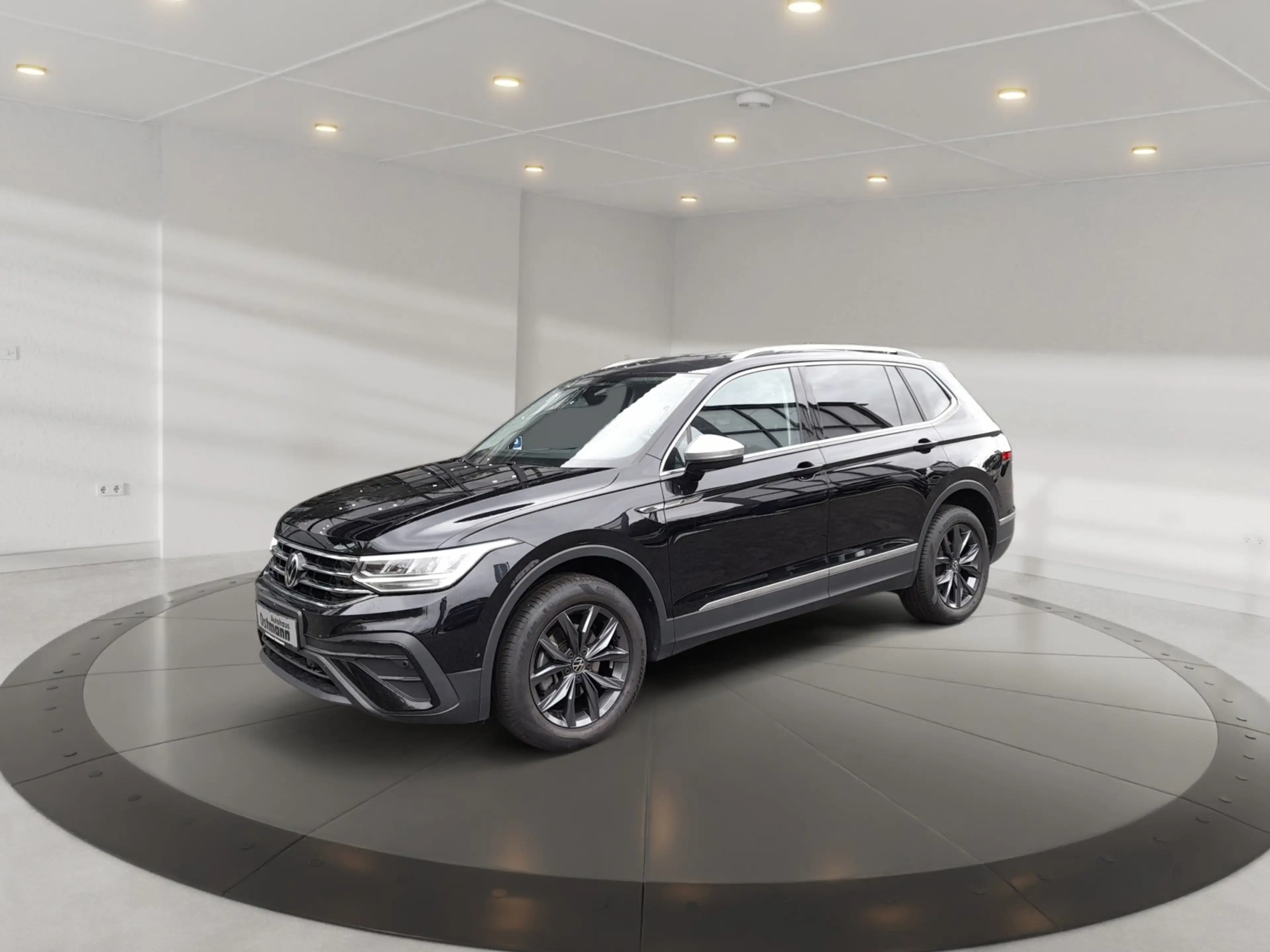 Volkswagen Tiguan Allspace 1.5 TSI AHK 360° 4xSHZ CarPlay