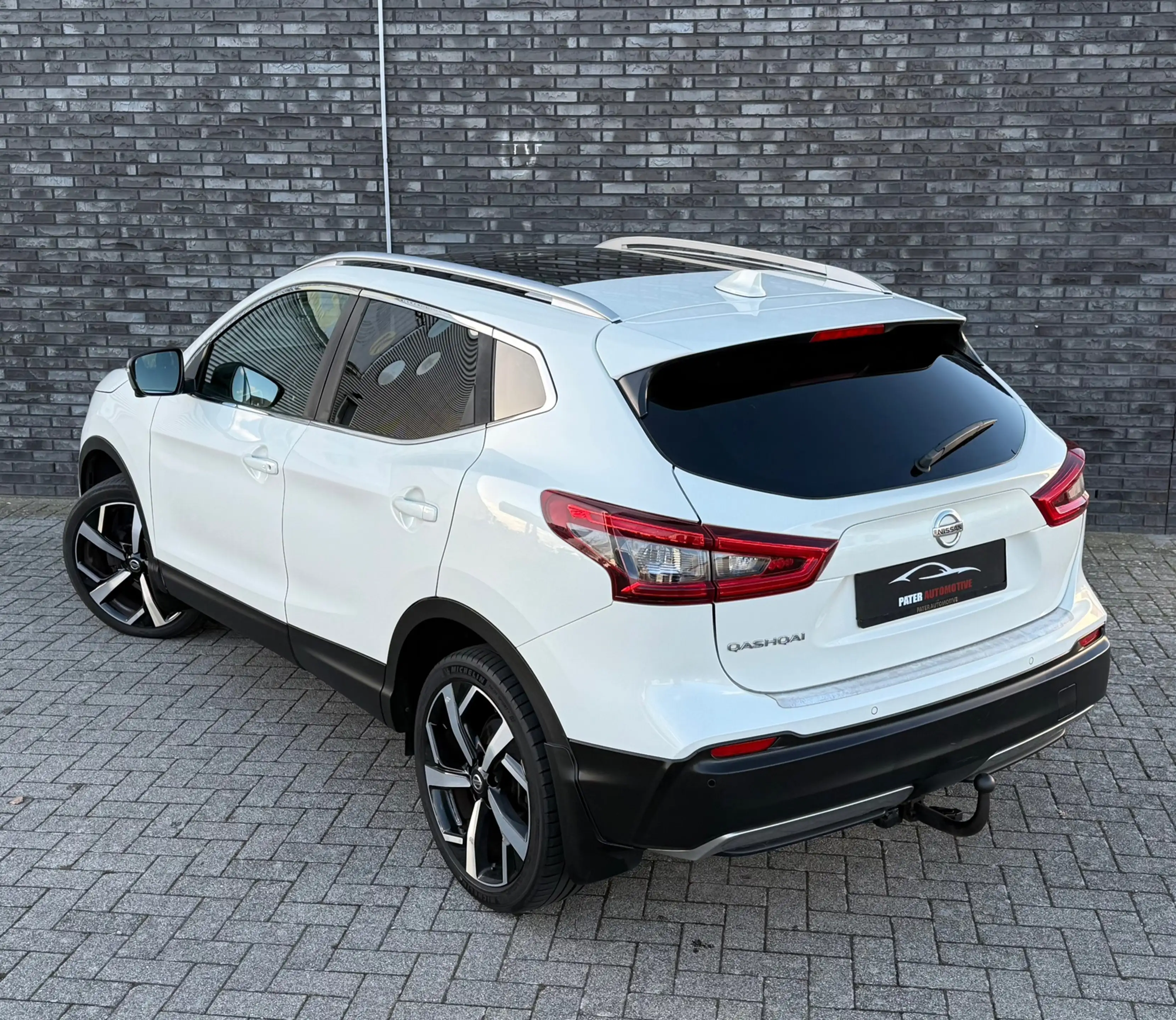 Nissan Qashqai 1.2 Tekna + Panorama|Camera|Bose|Blindspot|Trekhaa — photo 14