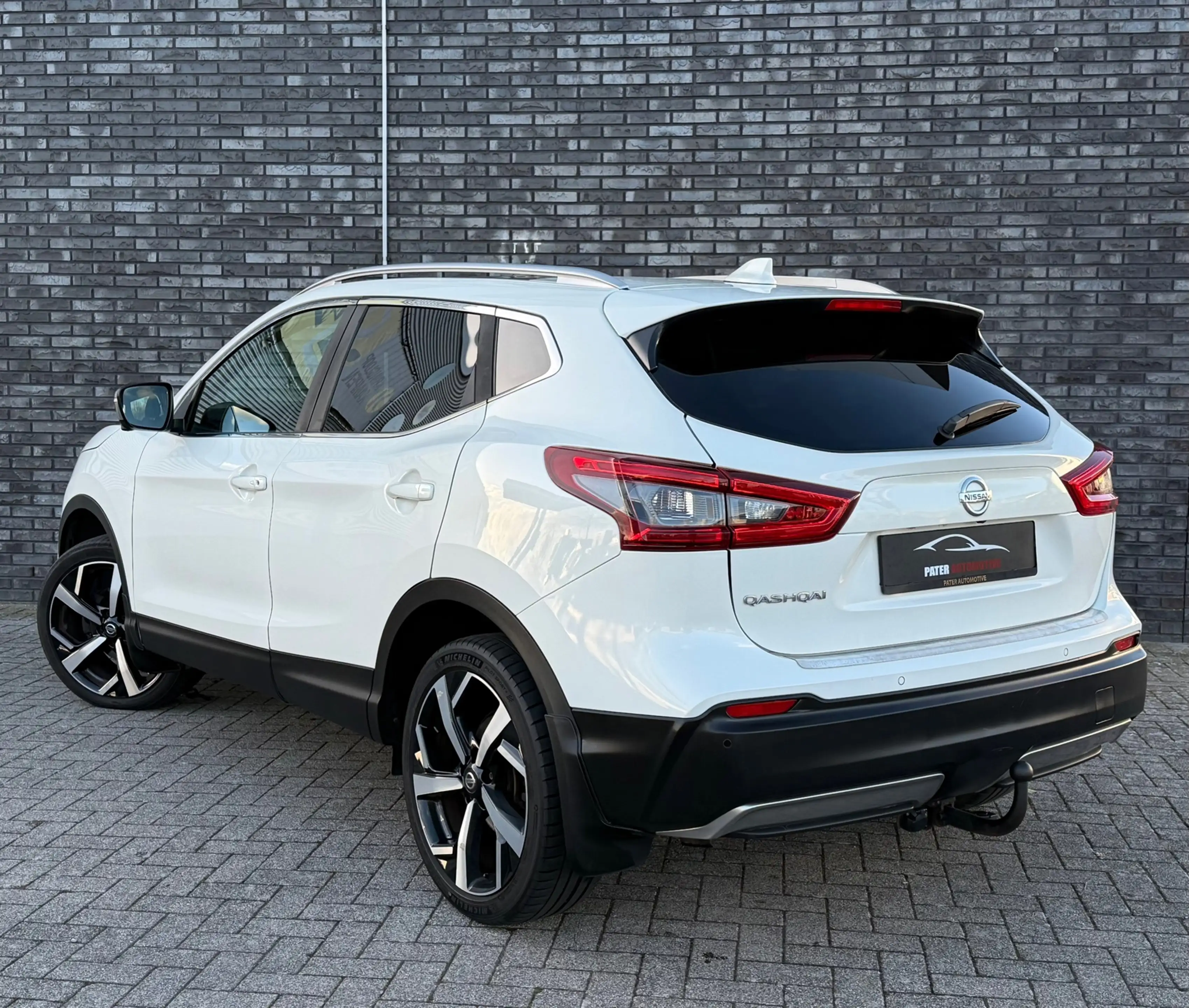 Nissan Qashqai 1.2 Tekna + Panorama|Camera|Bose|Blindspot|Trekhaa — photo 13