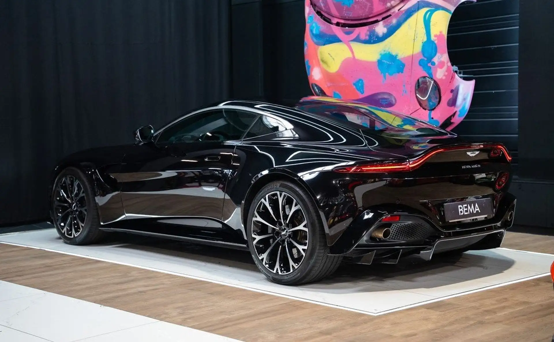 애스턴마틴 밴티지 V8 Coupe 2020 검정 사진 5