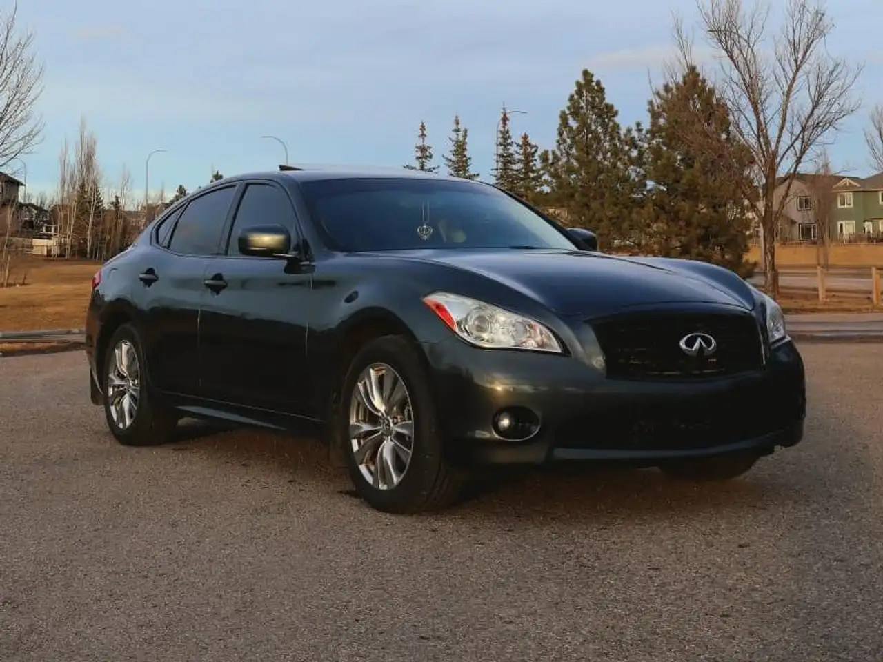 2012 Infiniti M