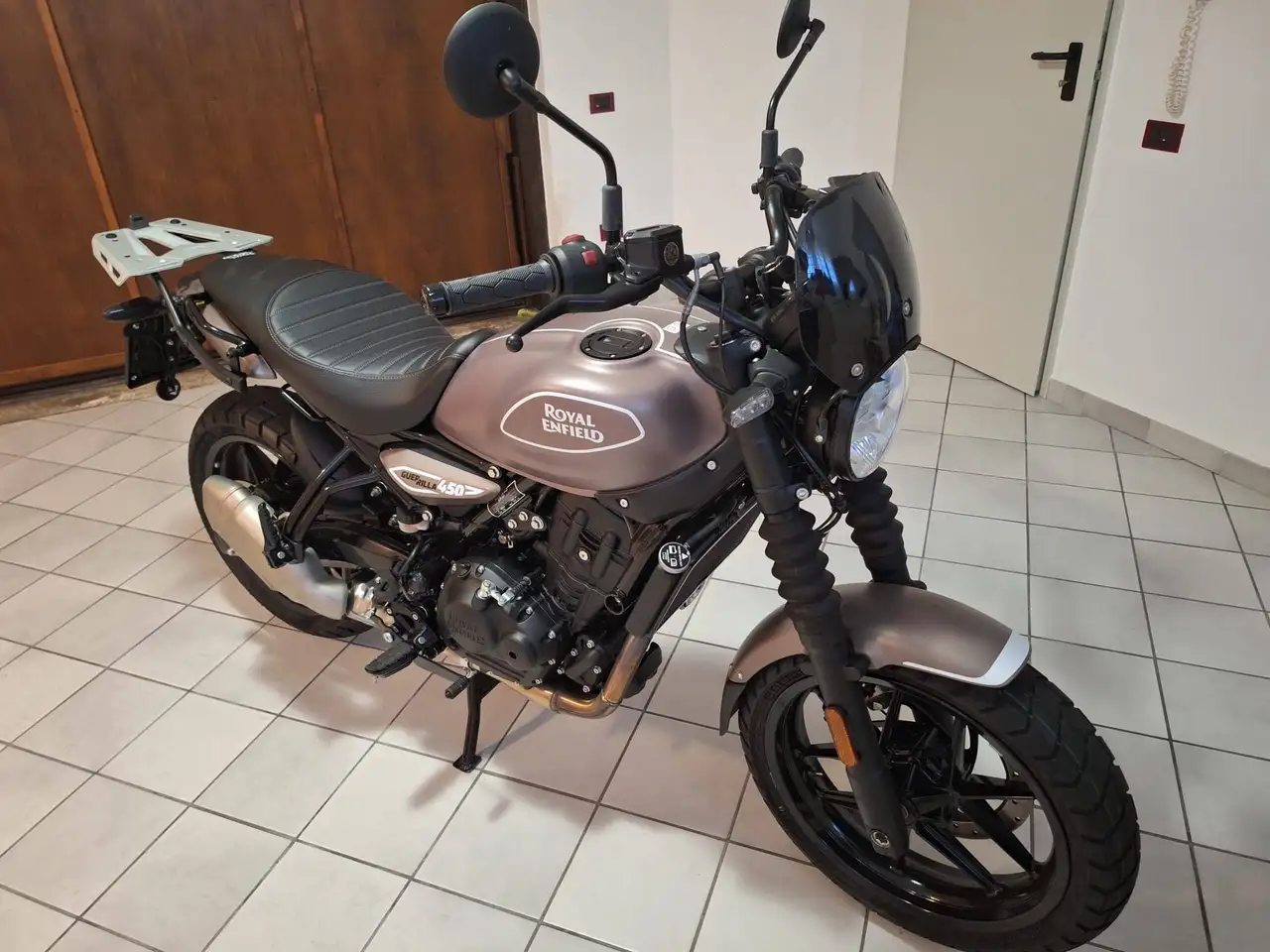 Royal Enfield Guerillia 450