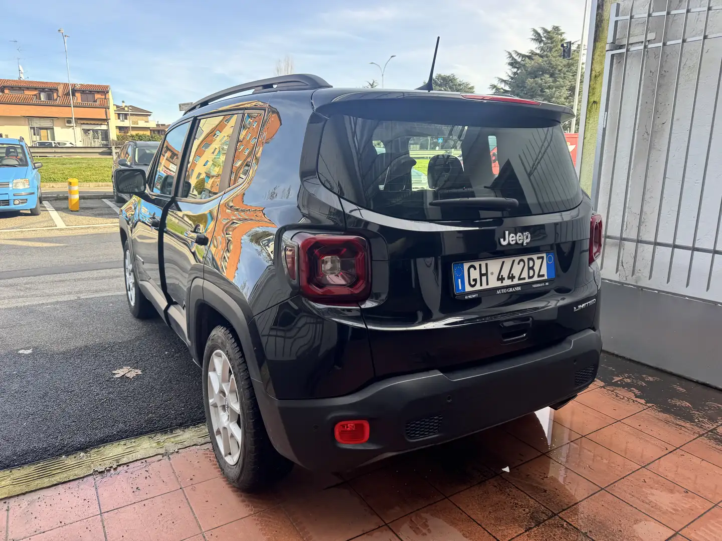 Jeep Renegade Renegade 1.0 t3 Longitude 2wd Schwarz - 2