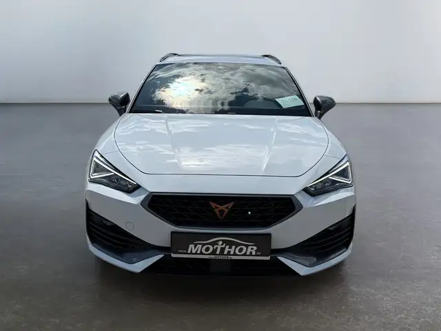 Cupra Leon view 6