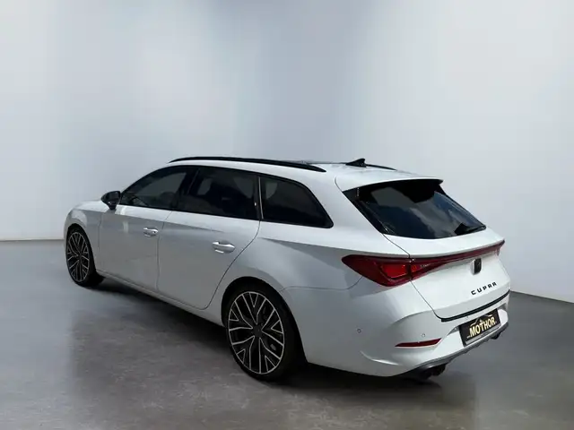 Cupra Leon view 4