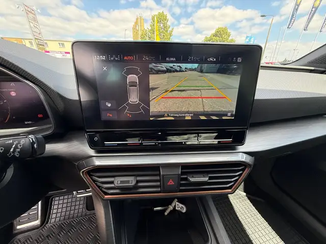 Cupra Leon view 13
