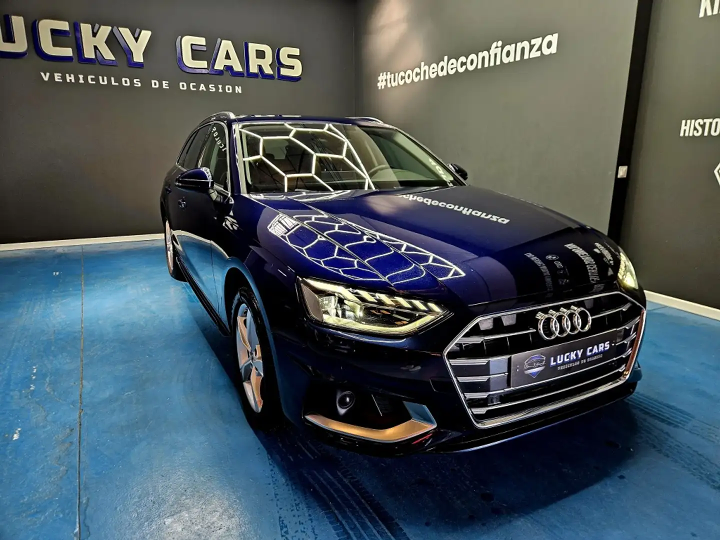 Audi A4 Familiar Automático de 5 Puertas Blue - 2
