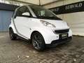 smart forTwo fortwo Micro Hybrid Drive 45kW Automatik Weiß - thumbnail 2