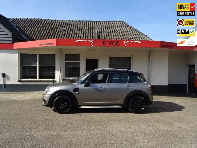 MINI Cooper Countryman Mini 1.5 Dutch Made Edition