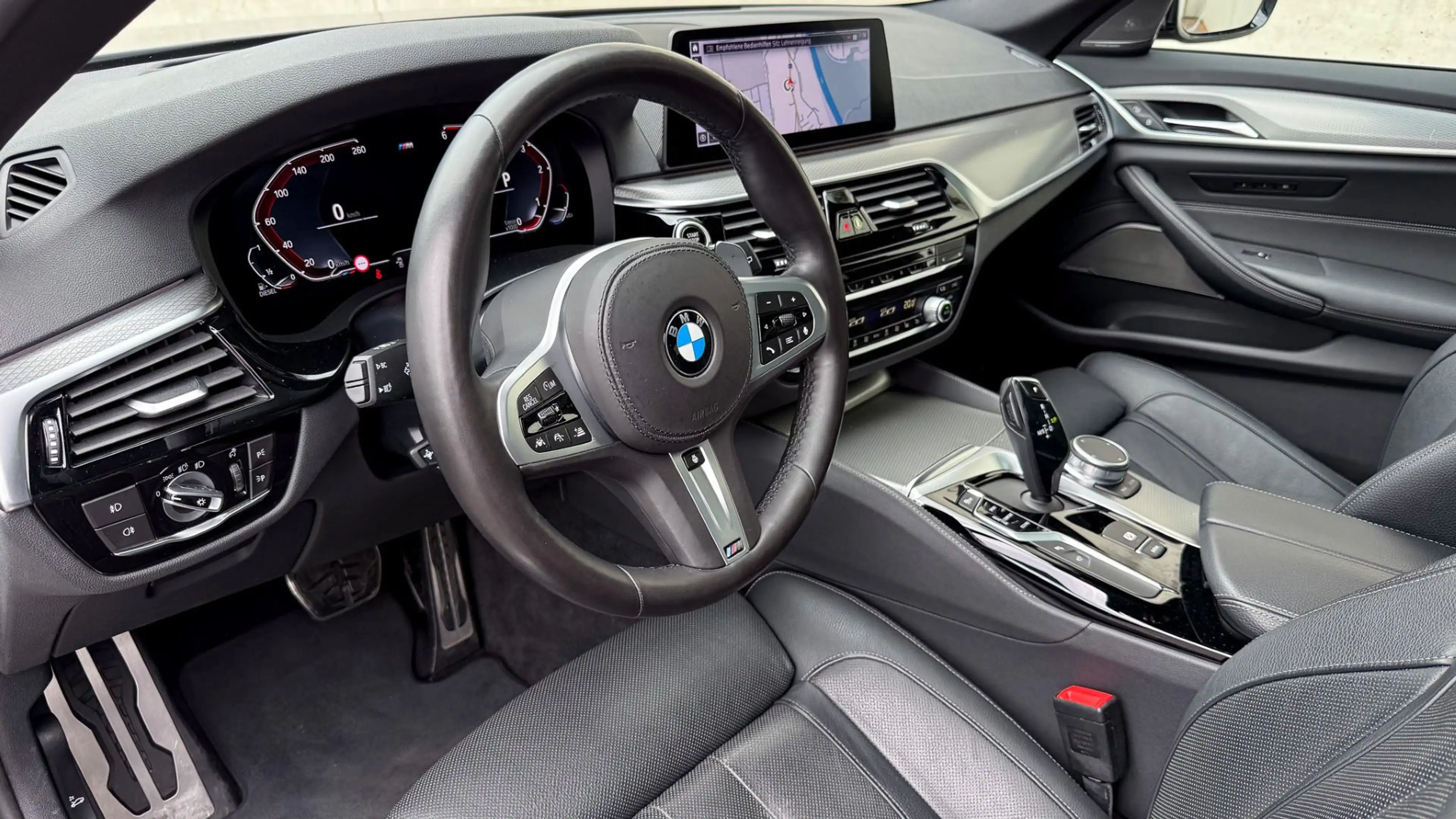 BMW 530 d xDrive M-Sportpaket — photo 9