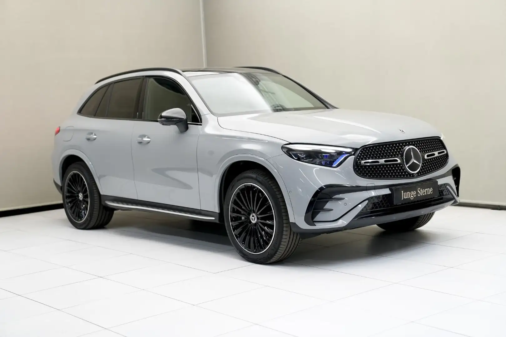 Mercedes-Benz GLC 300 de 4MATIC mit EQ Hybrid Technologie Österr Grau - 2
