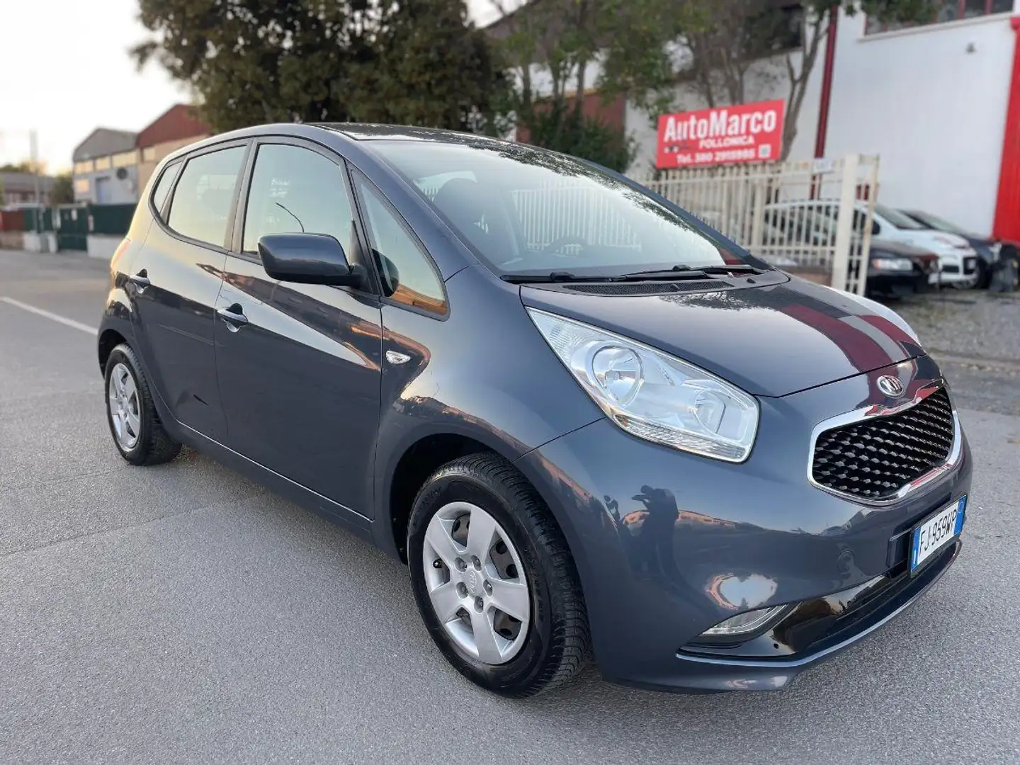 Kia Venga 1.4 EcoGPL Cool Blauw - 1