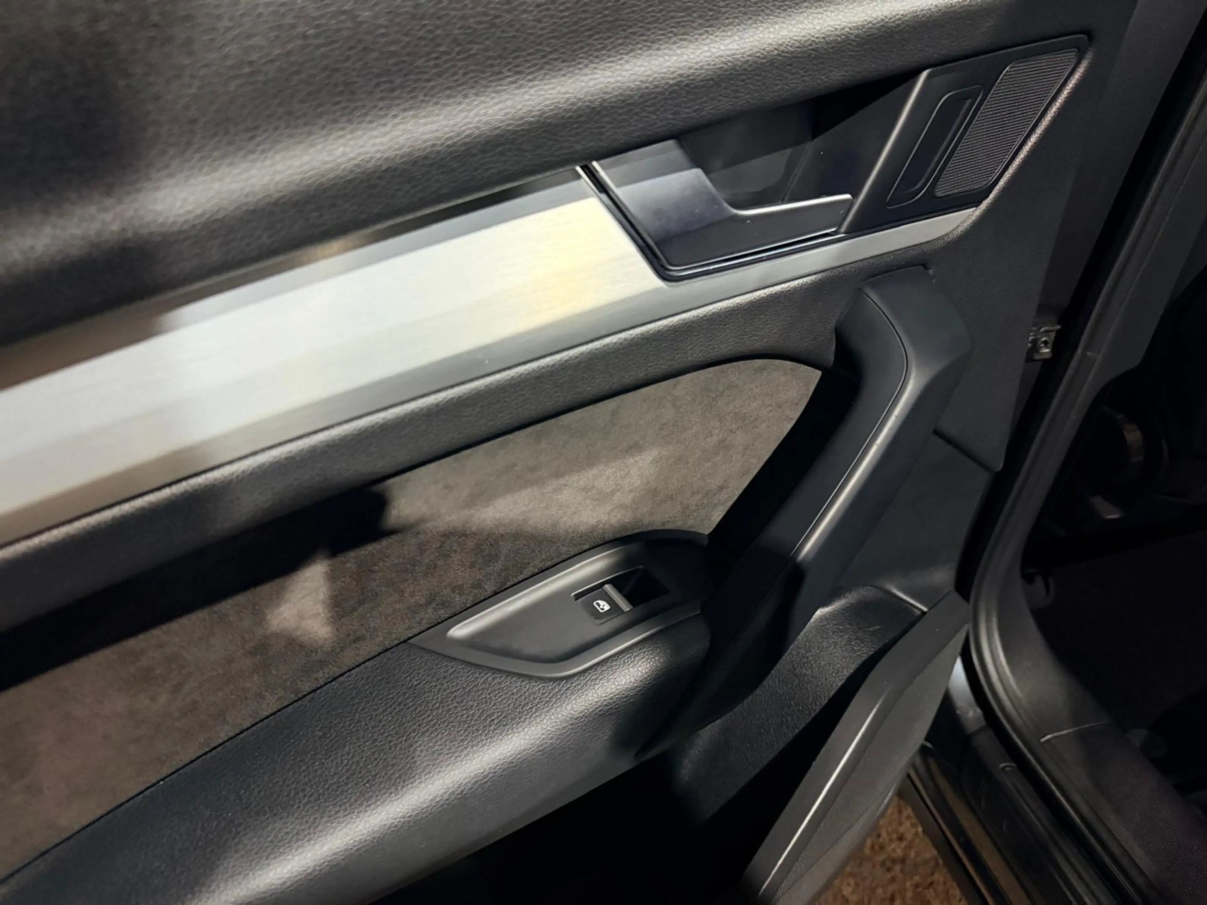 Audi Q5 Q5 35 TDi Quattro S-Line Caméra Cockpit Toit pano Lazer TVA 21% incl — photo 28