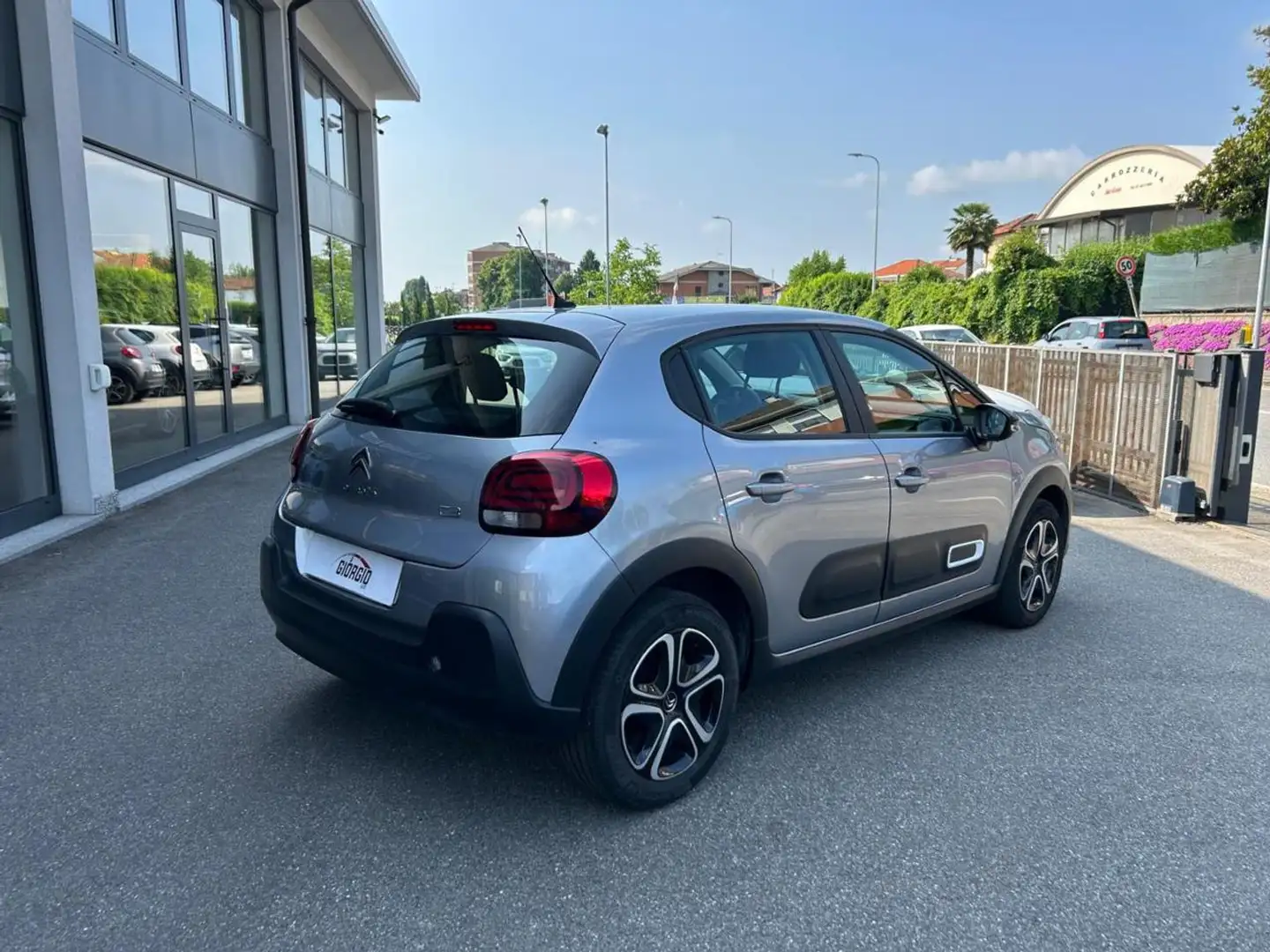 Citroen C3 PureTech 83 S&S Plus Argento - 2