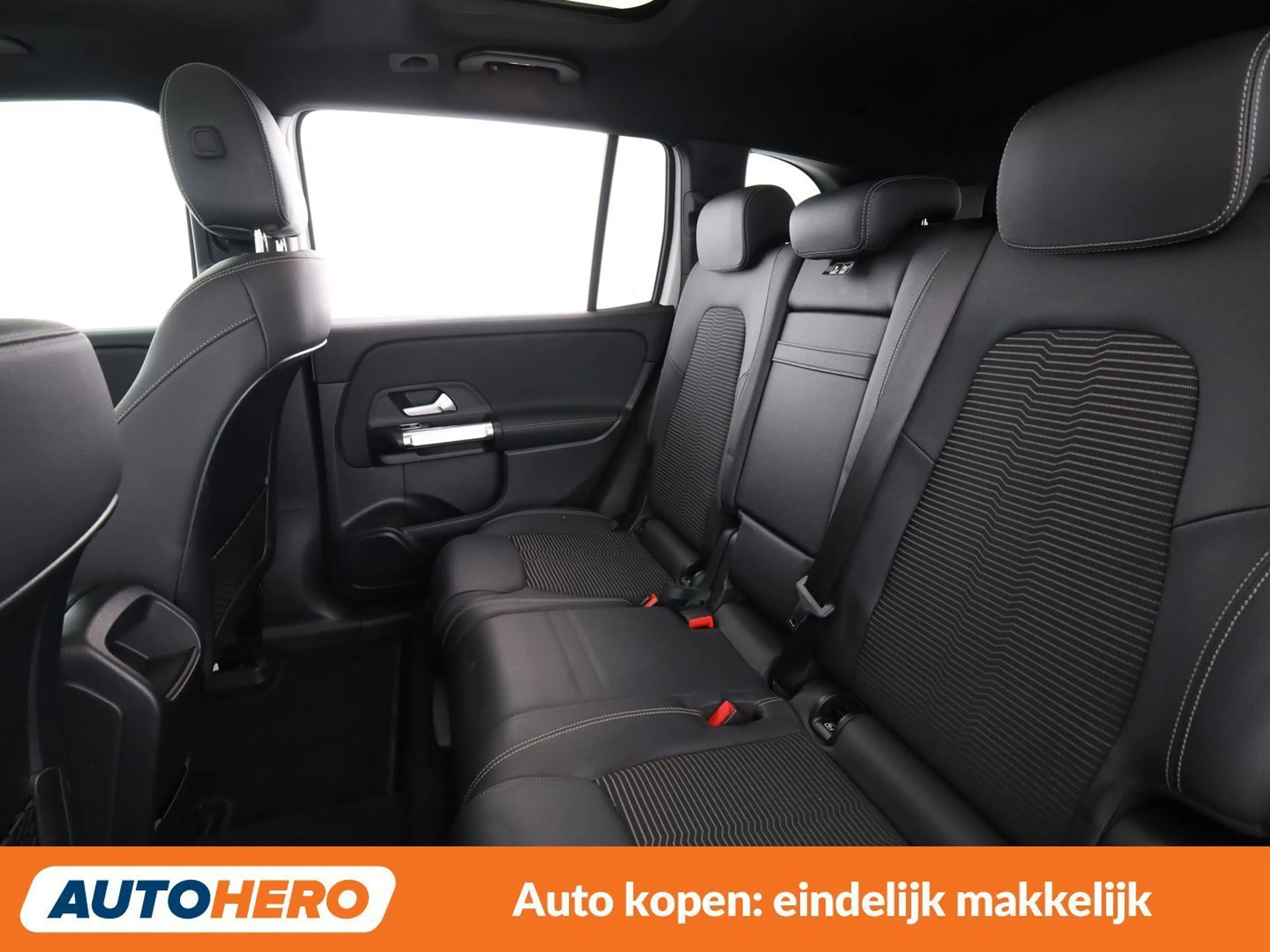 Mercedes-Benz EQB 300 300 4Matic Progressive — photo 15