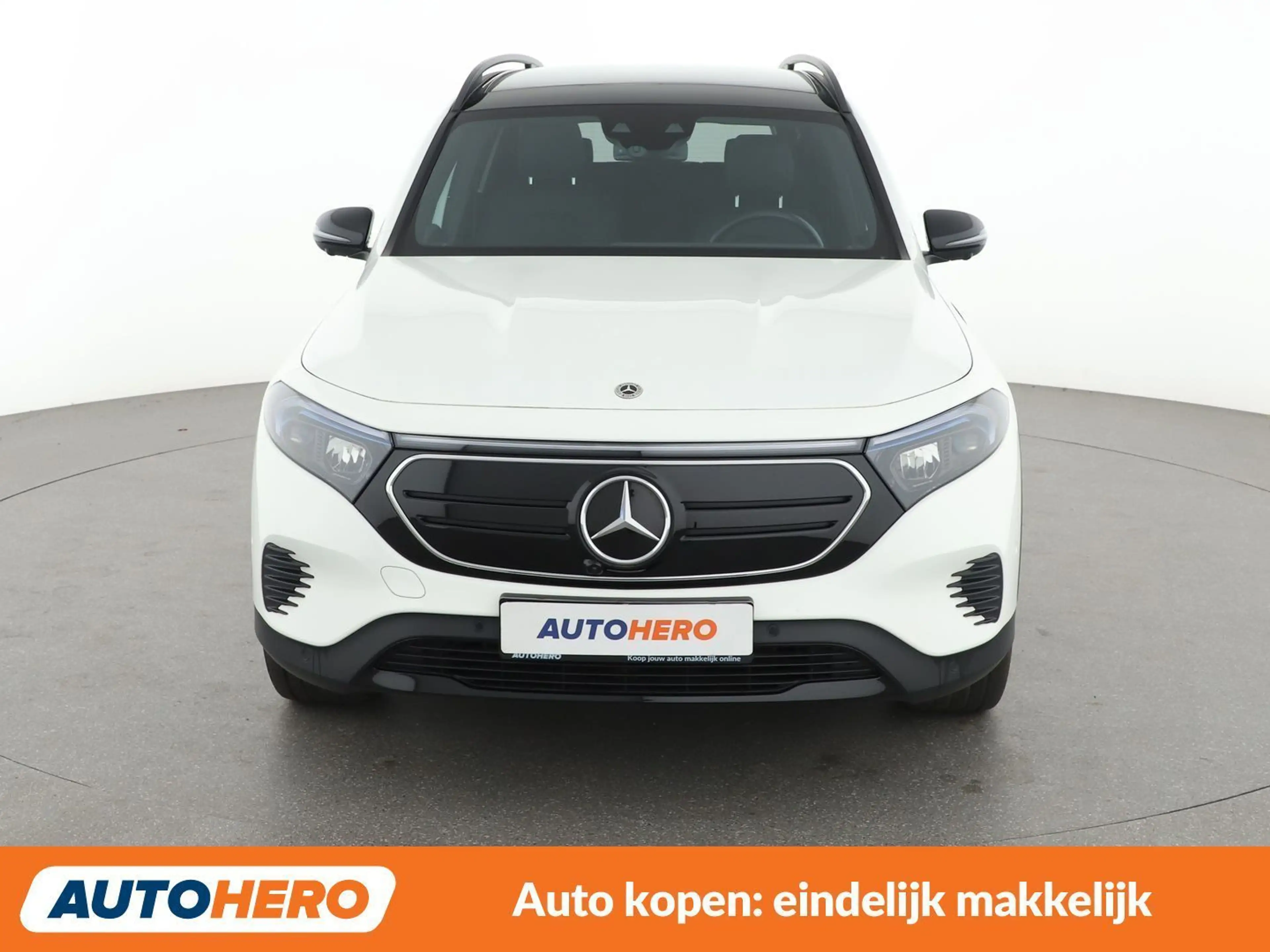Mercedes-Benz EQB 300 300 4Matic Progressive — photo 10