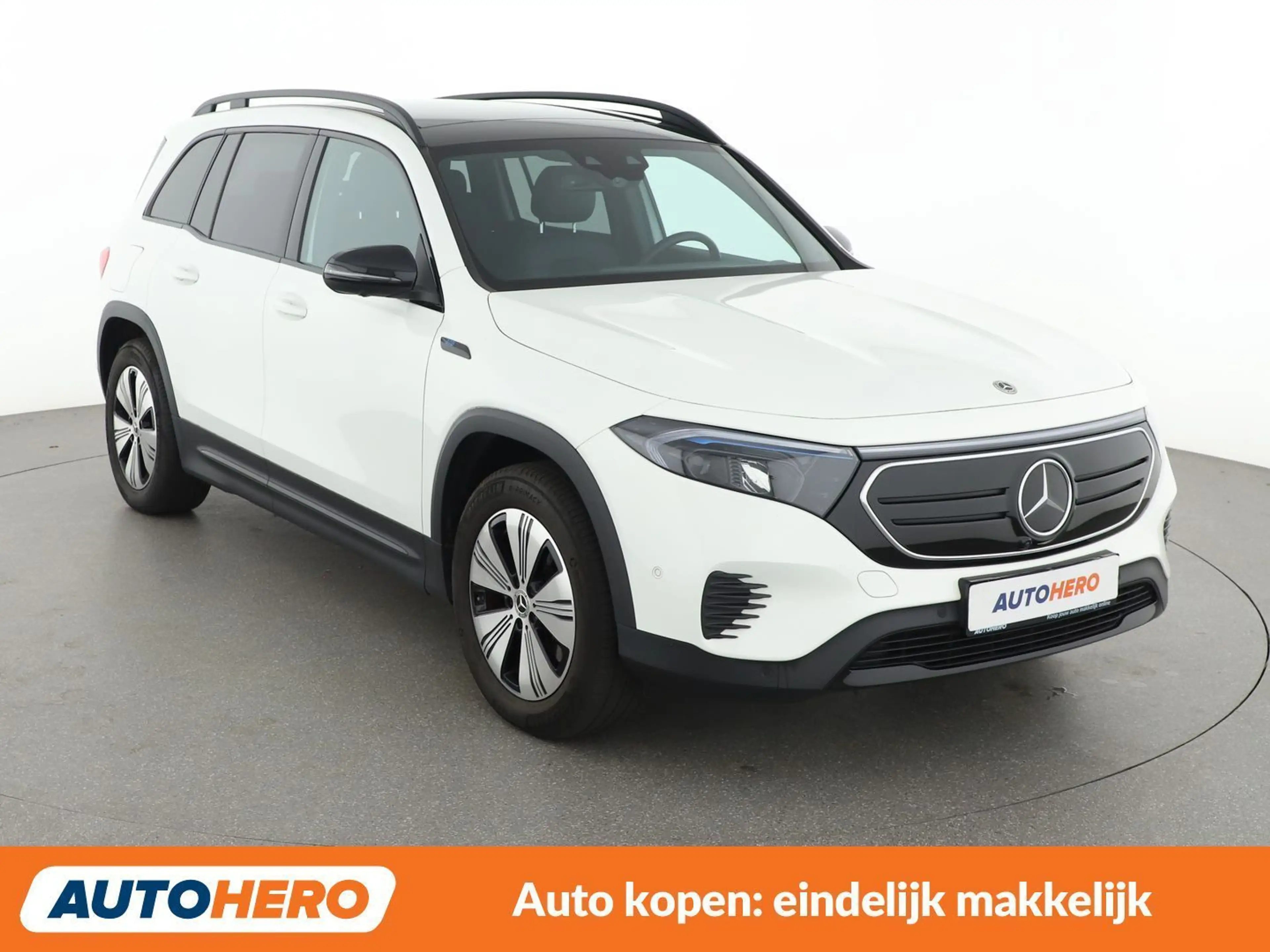 Mercedes-Benz EQB 300 300 4Matic Progressive — photo 9