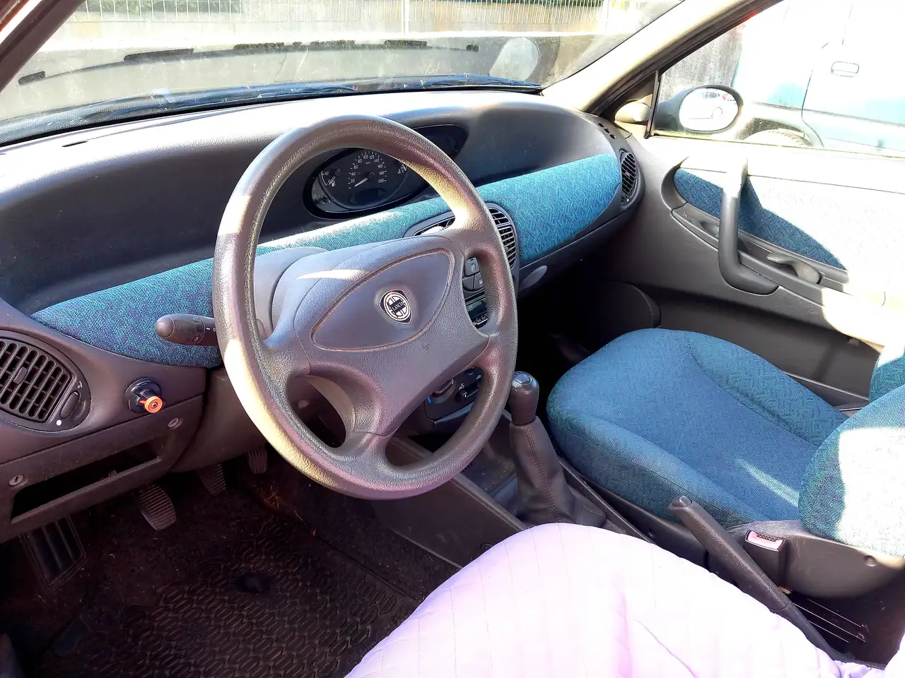 Lancia Y I 1996 1.2 LE, foto 5