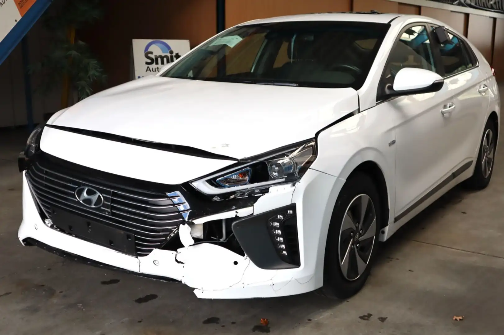 Hyundai IONIQ ELEKTRO Premium Blanc - 1