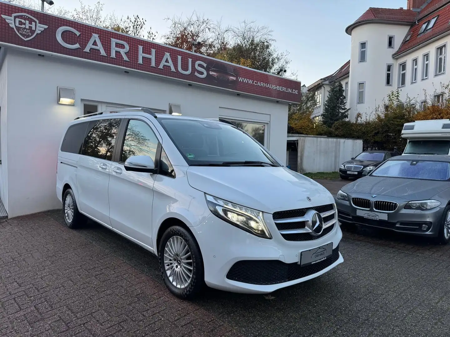 Mercedes-Benz V 250 d 9G-Tronic BlueEfficiency Edition Lang Weiß - 1