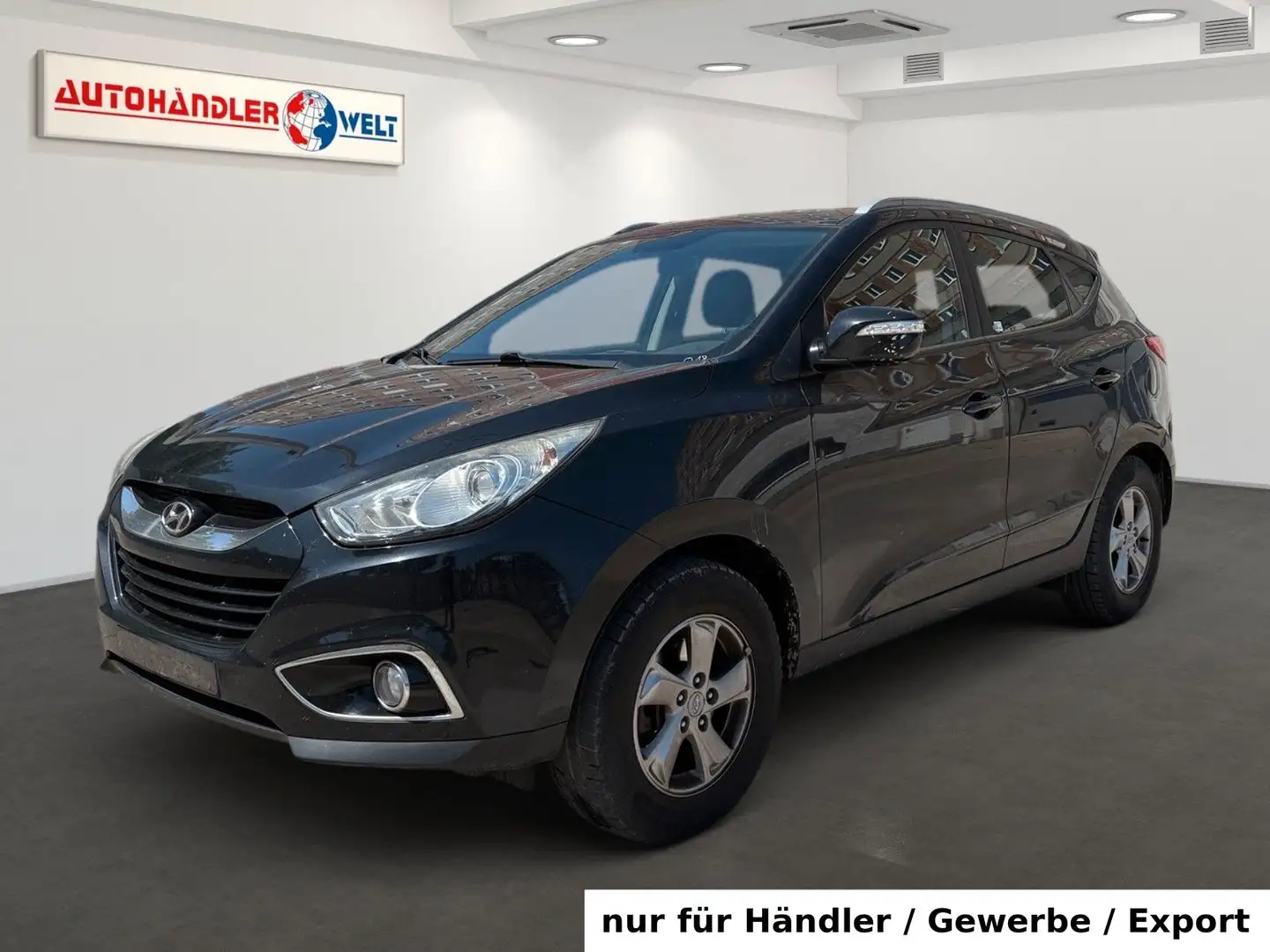Hyundai iX35 2.0i 1.Hand AAC SHZ PDC Schwarz - 1