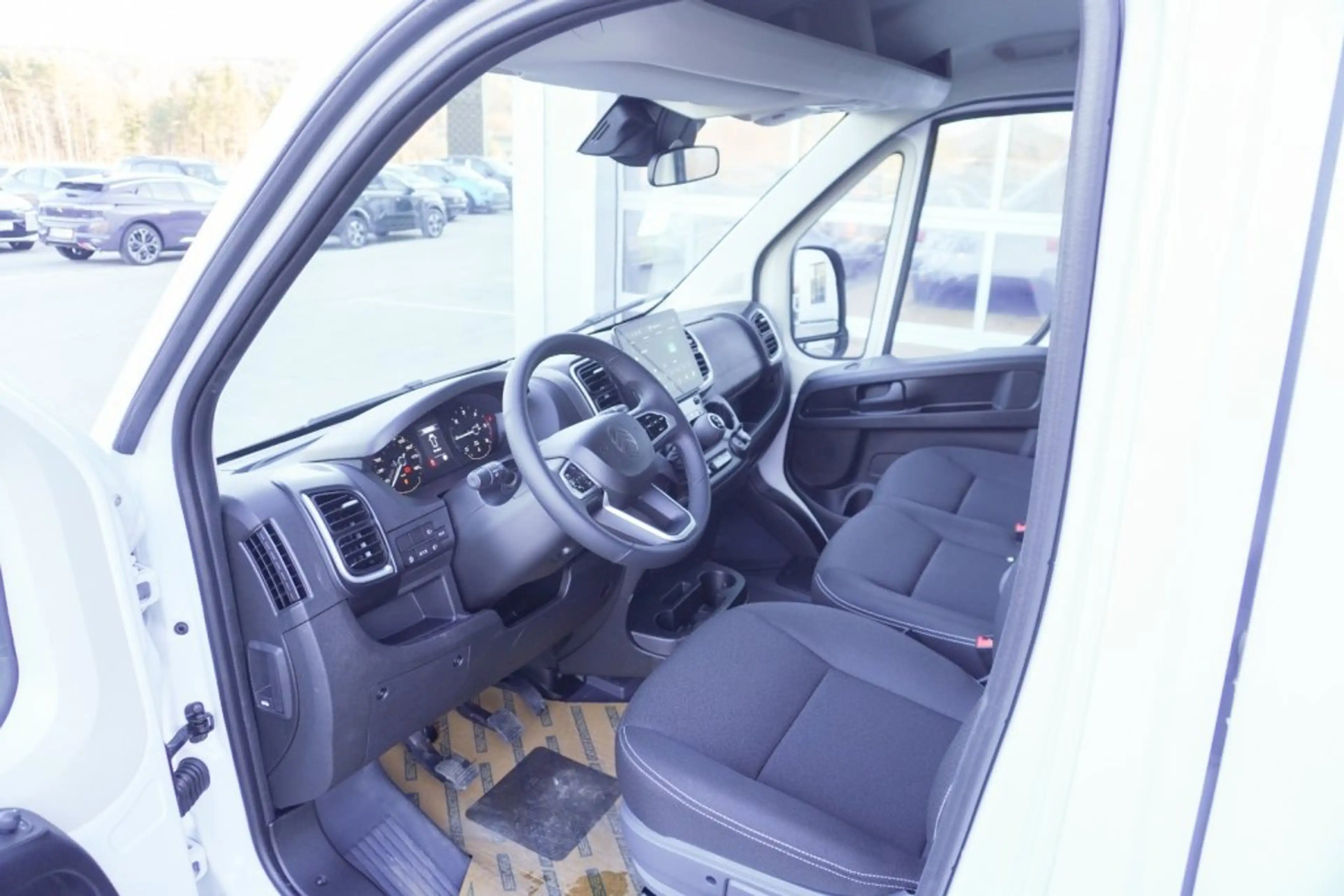 Citroen Jumper Pritsche DK 35+ L2 140 6-Gang — photo 7